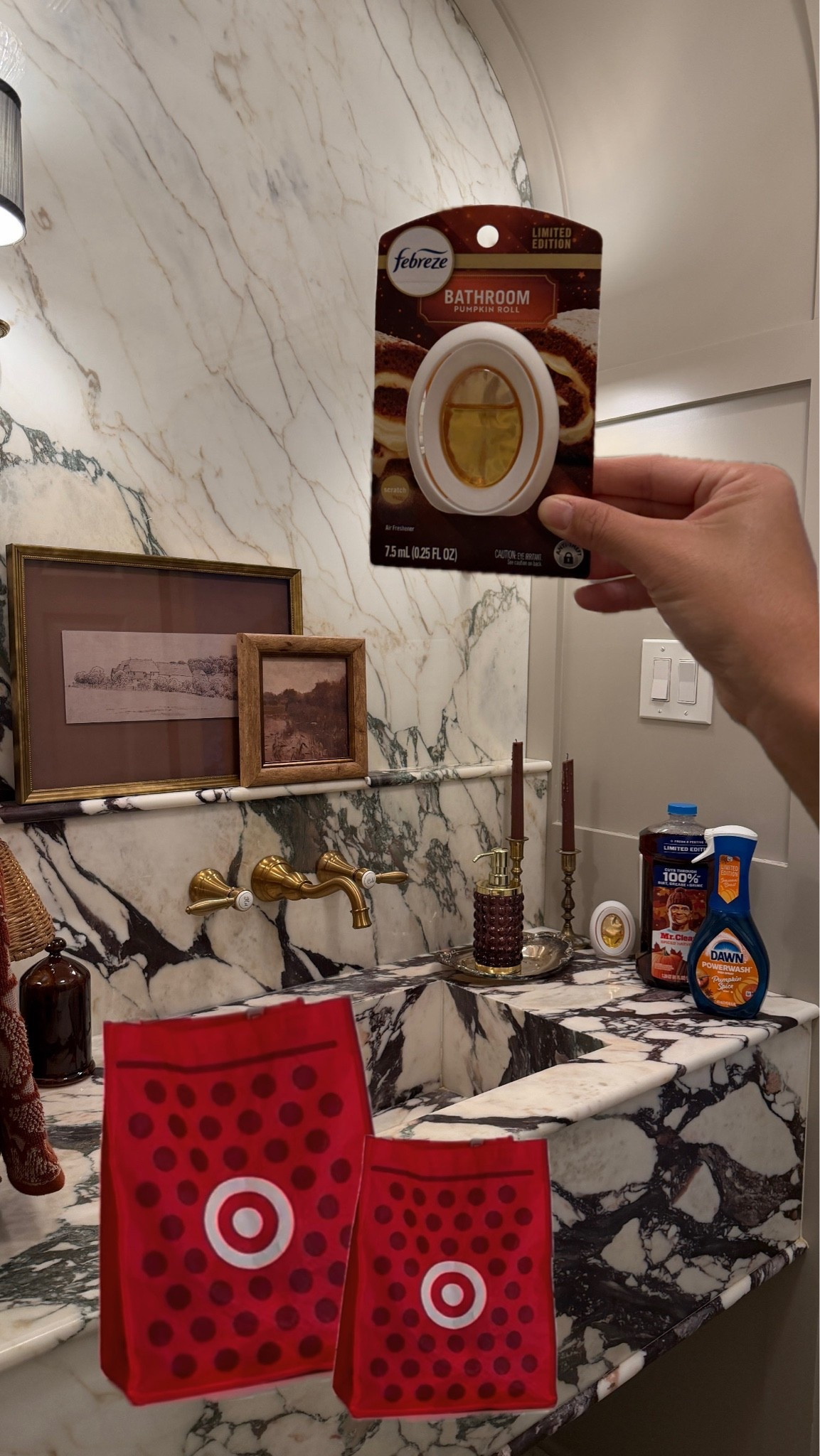#ad Fall cleaning, but make it smell GOOD. 🍂🎃 These limited-edition seasonal scents from @Febreze, @MrClean + @Dawndishwash have been the easiest way to make the house feel fresh, cozy + ready for hosting. Linking my fall cleaning lineup from @Target before these scents disappear! ✨ #targetpartner #falliday #target