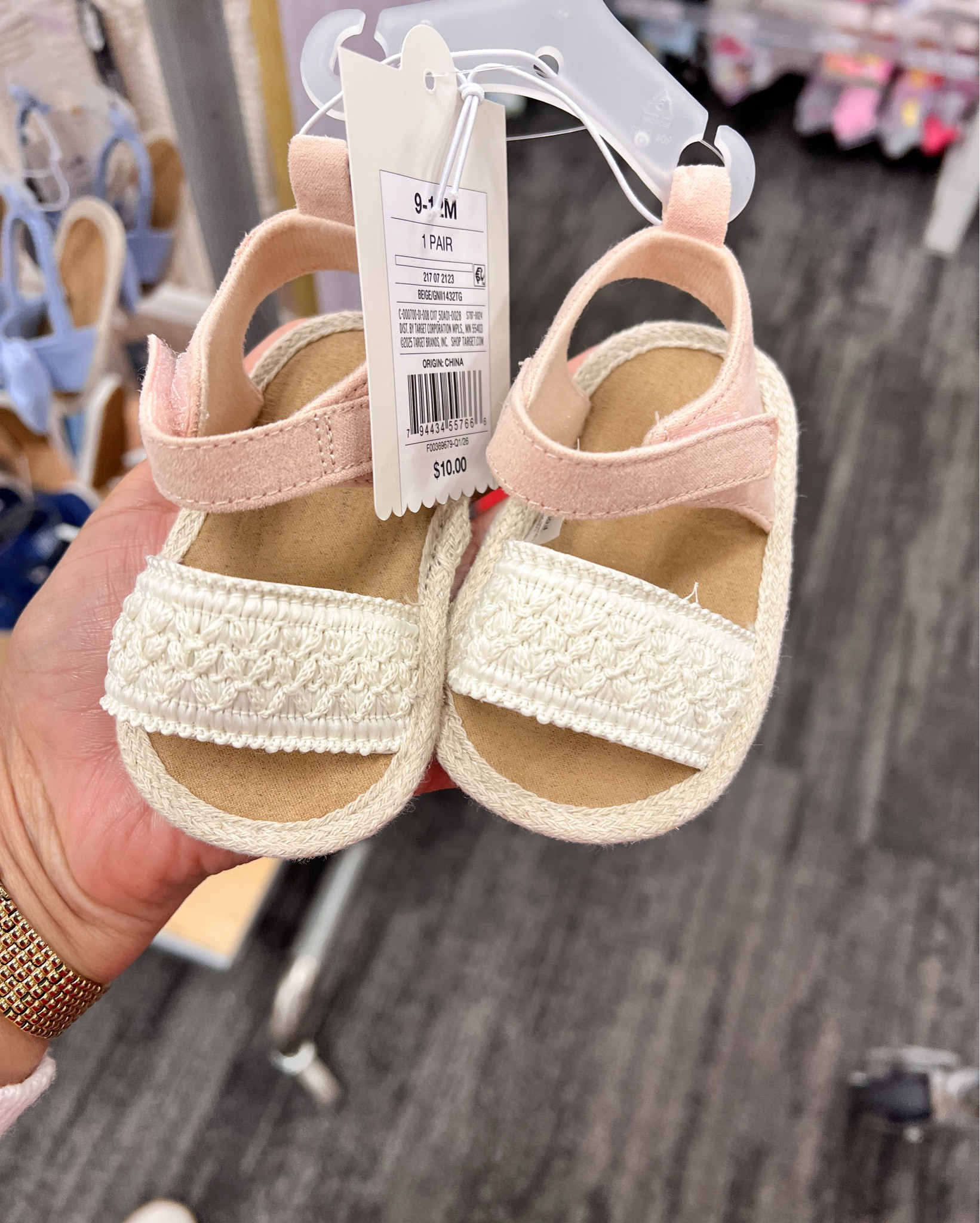 New baby sandals @Target 

Target finds, newborn, baby girl, new arrivals 

#LTKKids #LTKBaby #LTKmomlife