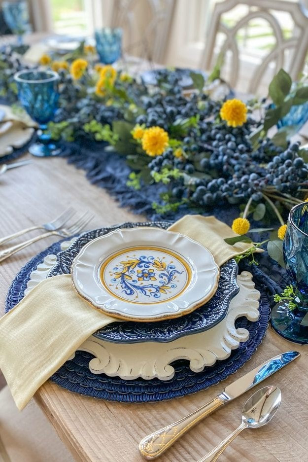 Save this summer table idea ☀️💙
#SaveForLater #LTKStyle #DecorInspo #homewithhollyj #shophollyjhome 

 #LTKfoodie #LTKSeasonal #LTKHome
