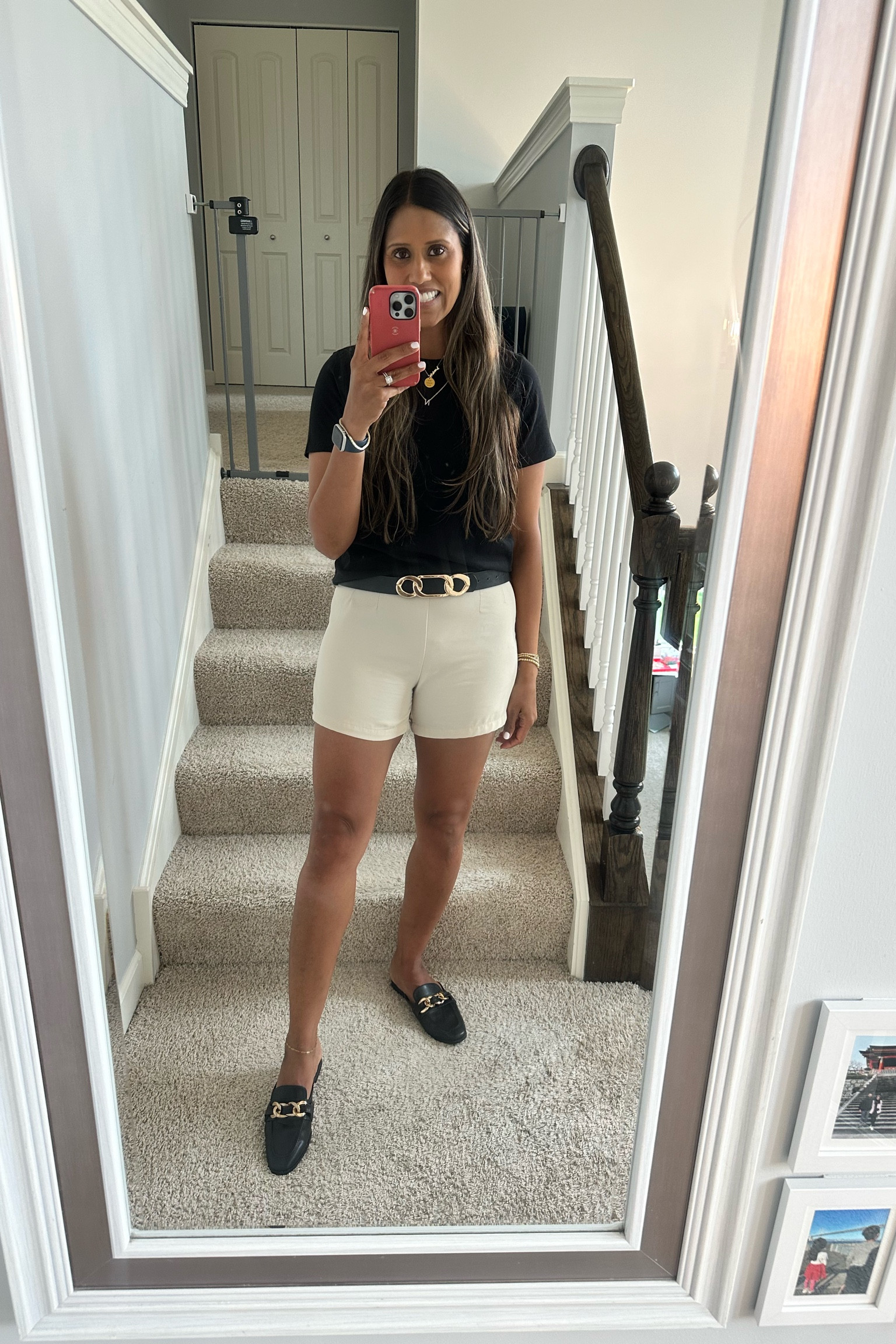 Black, beige and gold! Love the shorts and belt style 

#LTKsalealert #LTKstyletip #LTKworkwear