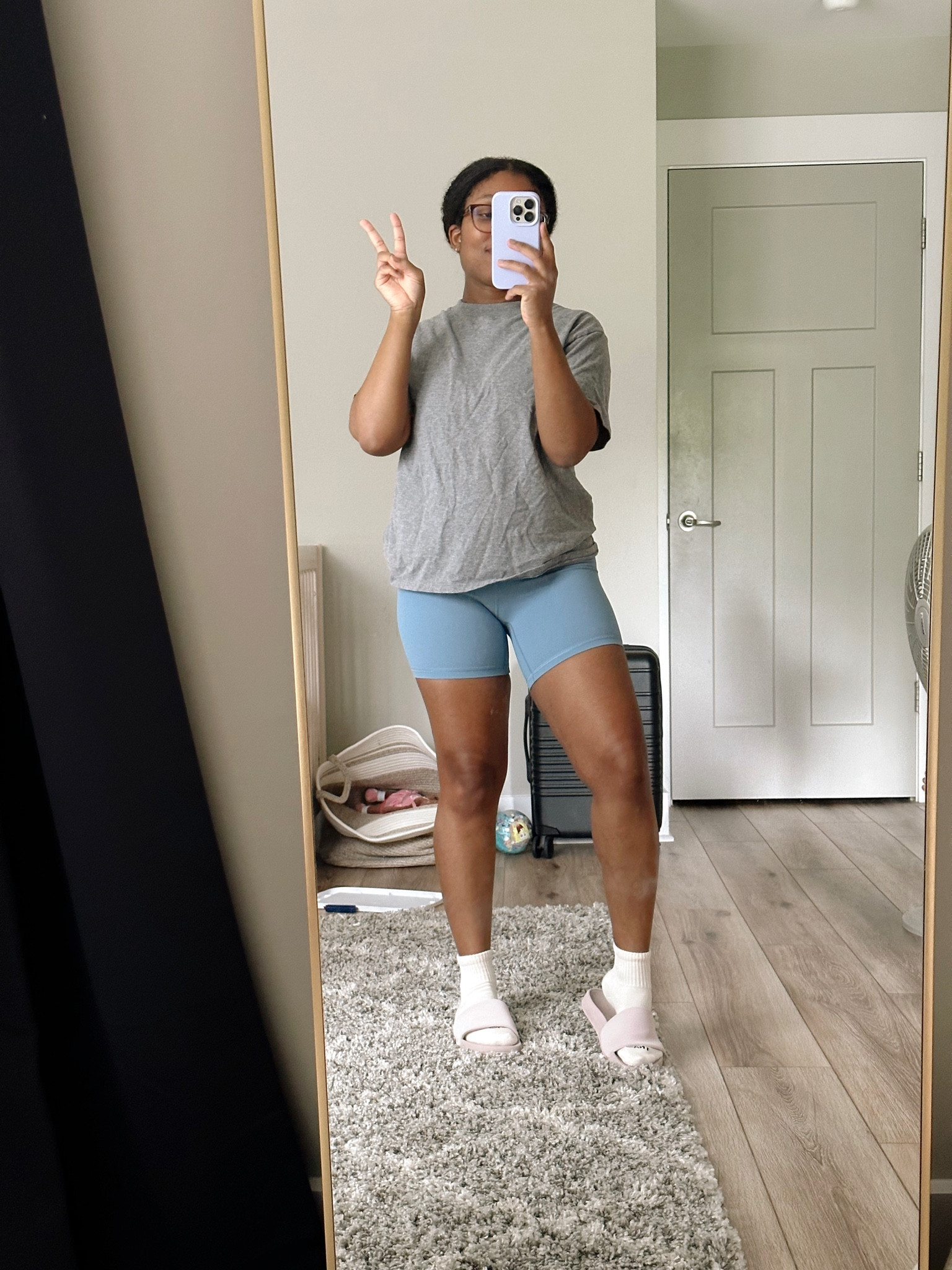 My walking outfit this morning🚶🏾‍♀️ ignore the dirty mirror🤪



#LTKFitness #LTKstyletip #LTKunder100