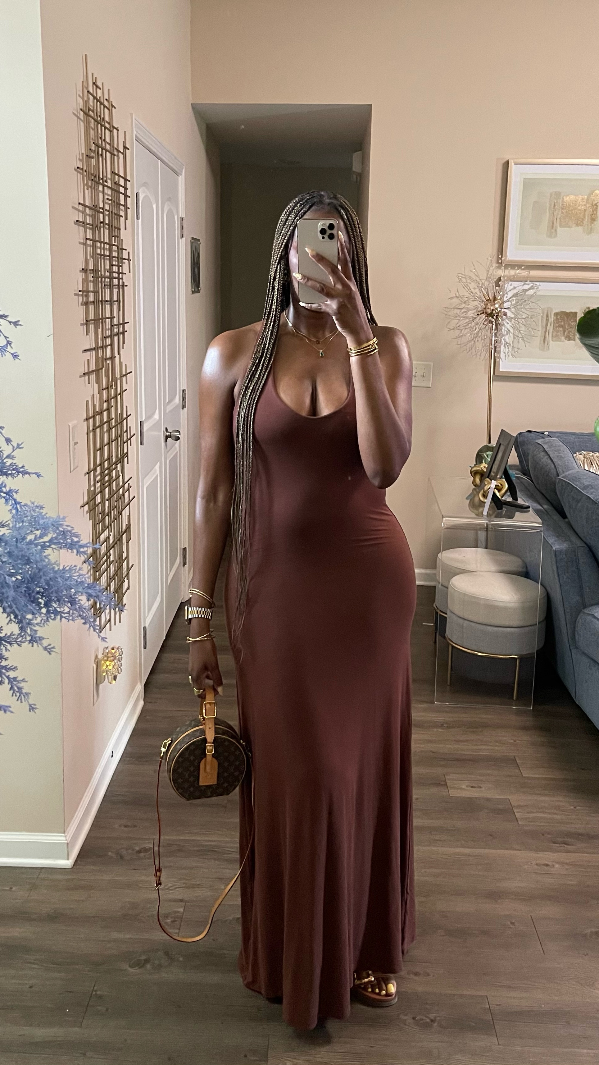 I love a cute comfy outfit. Headed to the airport for a lil getaway.
Size XL 

#LTKMidsize #LTKTravel #LTKOver40