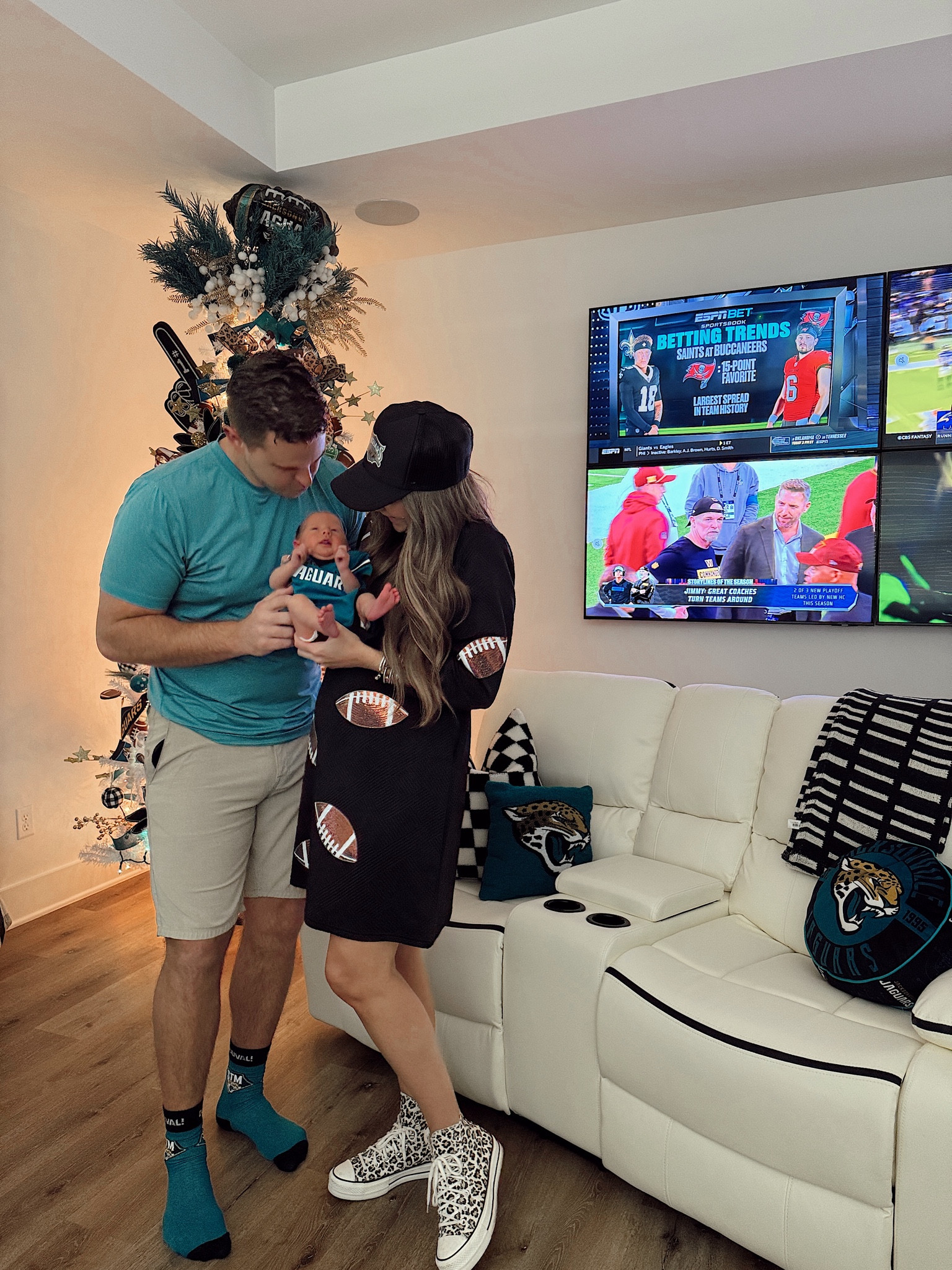 Sequin Football dress on Amazon Prime! Perfect for the Super Bowl! I’m in a medium! Jacksonville Jaguars