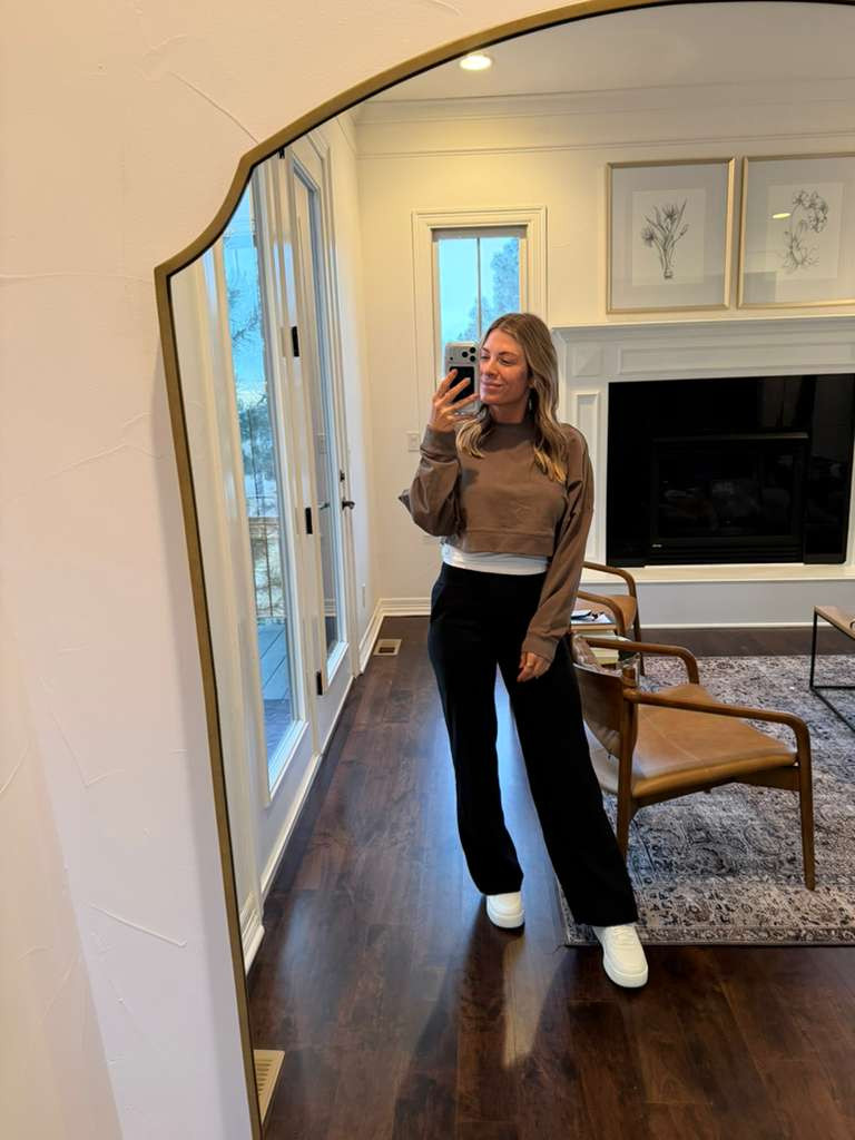 Travel outfit channeling lounge lizard luxe in cropped hoodie, wide-leg blacks, and sneaks. Gate crasher ready with sneaky style points ✈️🧥👟
#TravelOutfit #AirportOOTD #WideLegPants #CroppedSweater #LTKStyle #ComfyTravel #StreetStyle #TravelChic #CasualOutfit #StyleInspo 

 

#LTKootd #LTKTravel