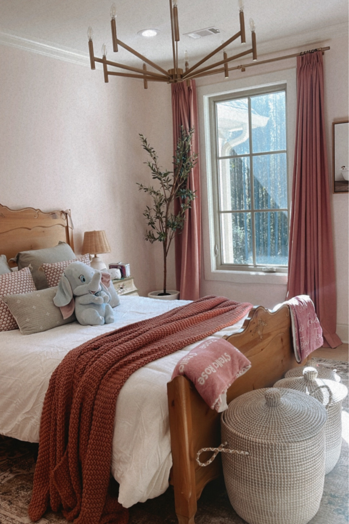 Amazon & Target little girls room 🥳 

#targetsale
#littlegirlroom
#amazonfinds

#LTKSaleAlert #LTKHome #LTKKids