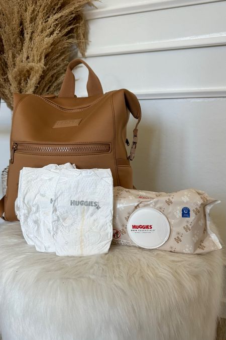 New Huggies Skin Essentials diapers and wipes available at Target! 

#ad #Target #targetpartner #huggies #targetstyle #huggiesskinessentials 

Huggies 
Target 
Diapers 
Wipes 
Baby

#LTKfindsunder50 #LTKstyletip #LTKbaby

#LTKBaby #LTKFindsUnder50 #LTKFindsUnder100