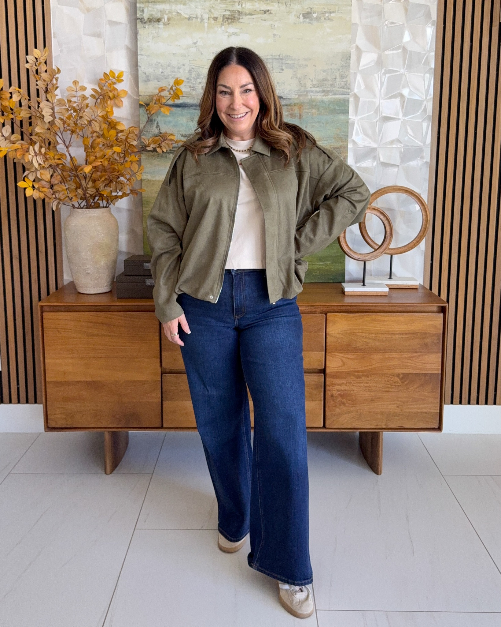 Amazon Womens Faux Suede Bomber Jacket Oversized Long Sleeve Cropped Coat in Green
📏Wearing Jacket, L | Pants, 31 | Tee, L

#LTKSeasonal #LTKOver40 #LTKMidsize