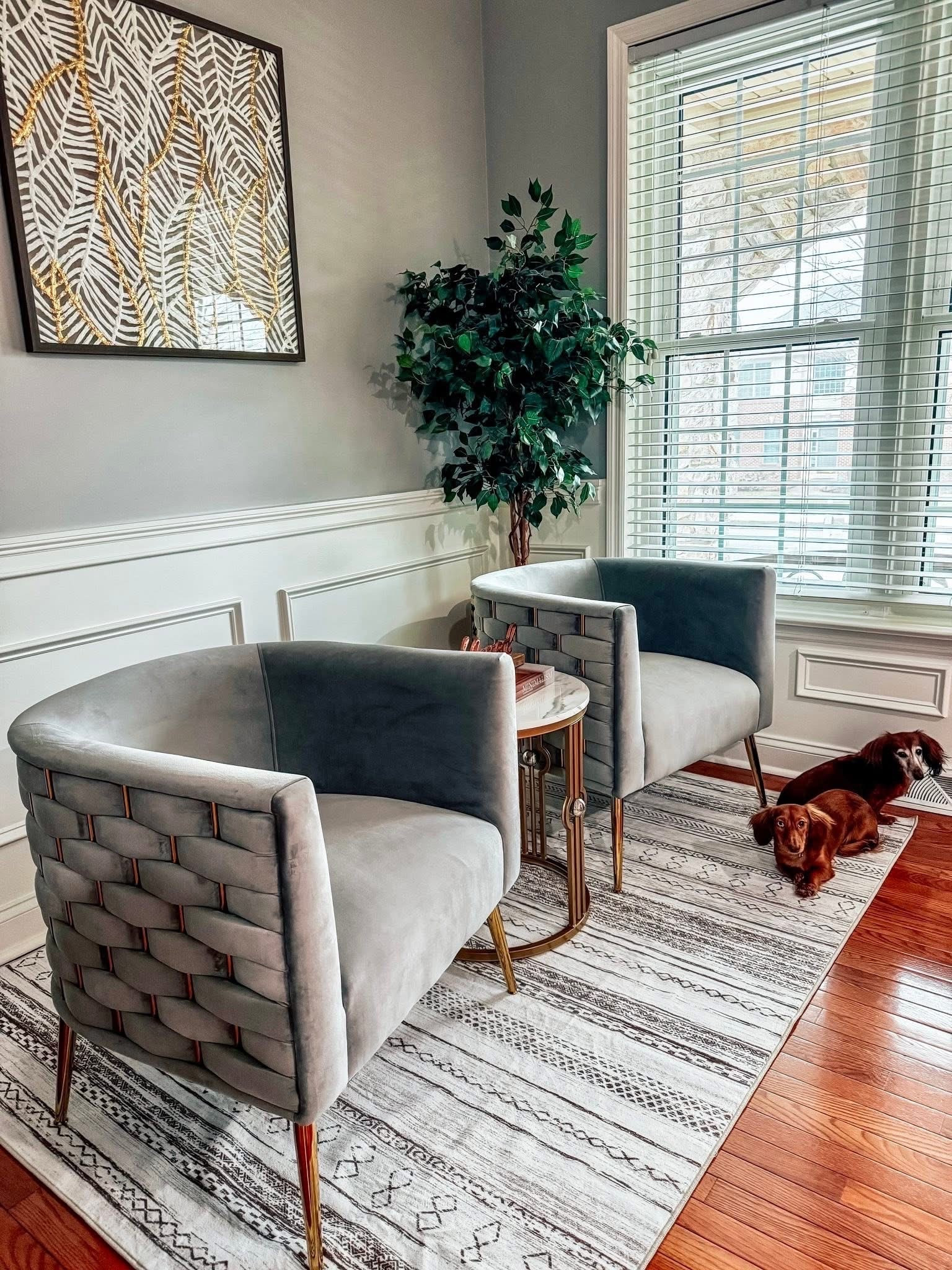 accent chairs
home accents
area rugs
wall decor
sale alert

#LTKSaleAlert #LTKHome #LTKvlog