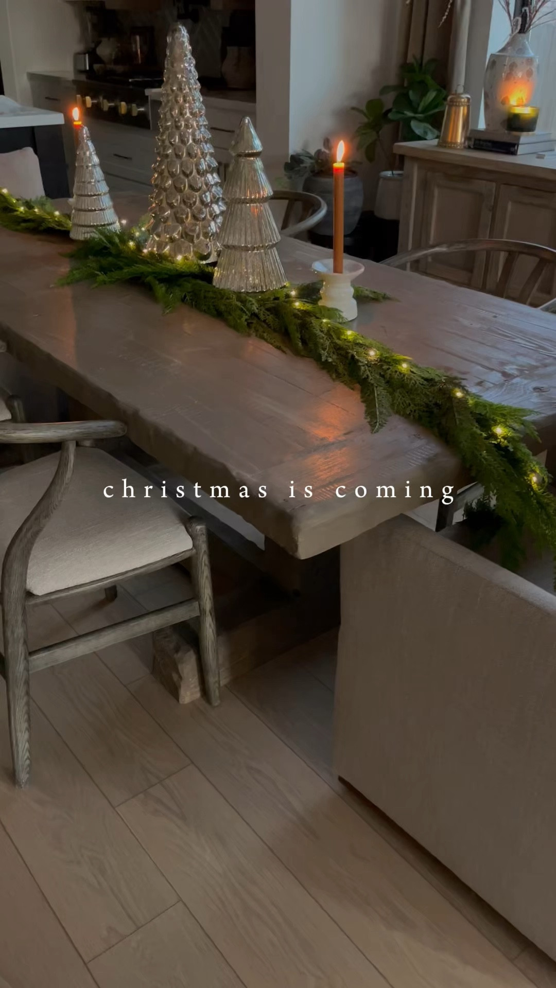 Holiday decor, Christmas 

#LTKHome #LTKSeasonal #LTKHoliday