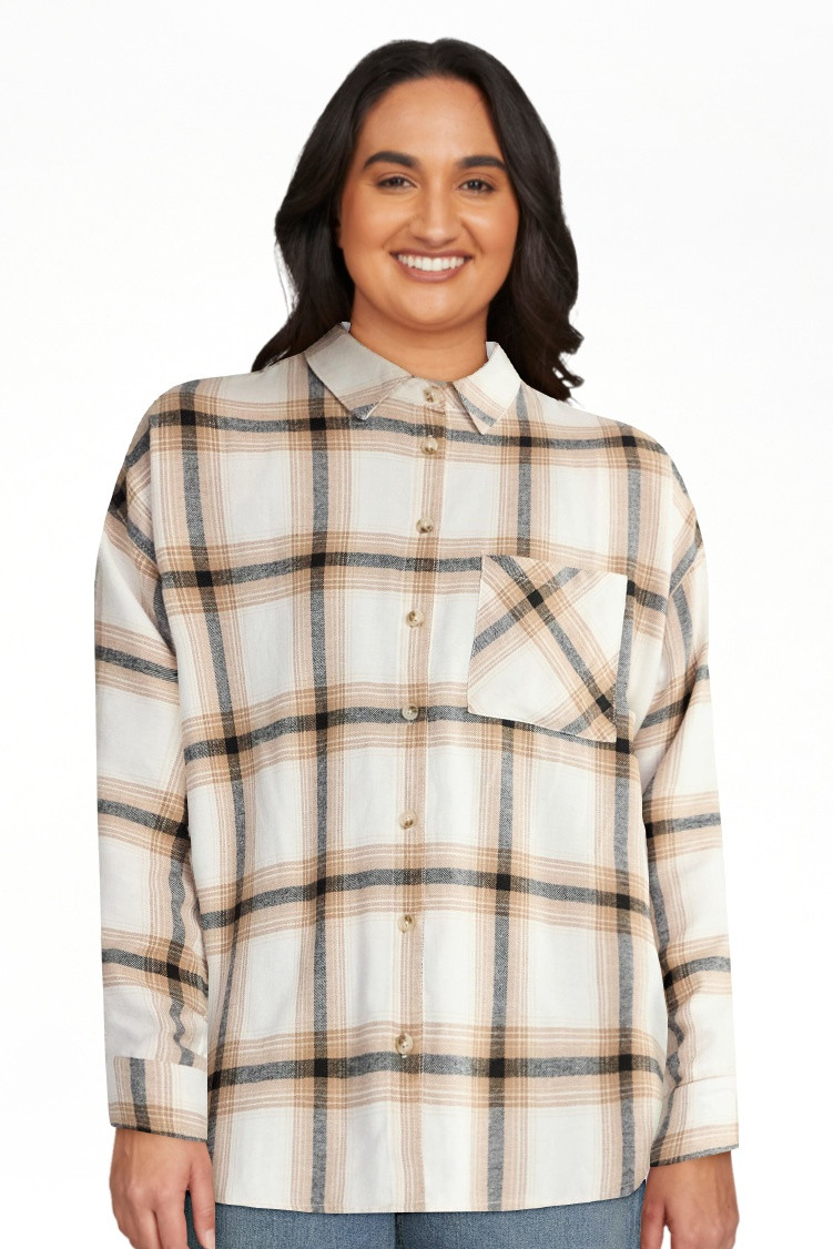 No Boundaries Slouchy Flannel Shirt with Side Pockets, Women's | Walmart (US)