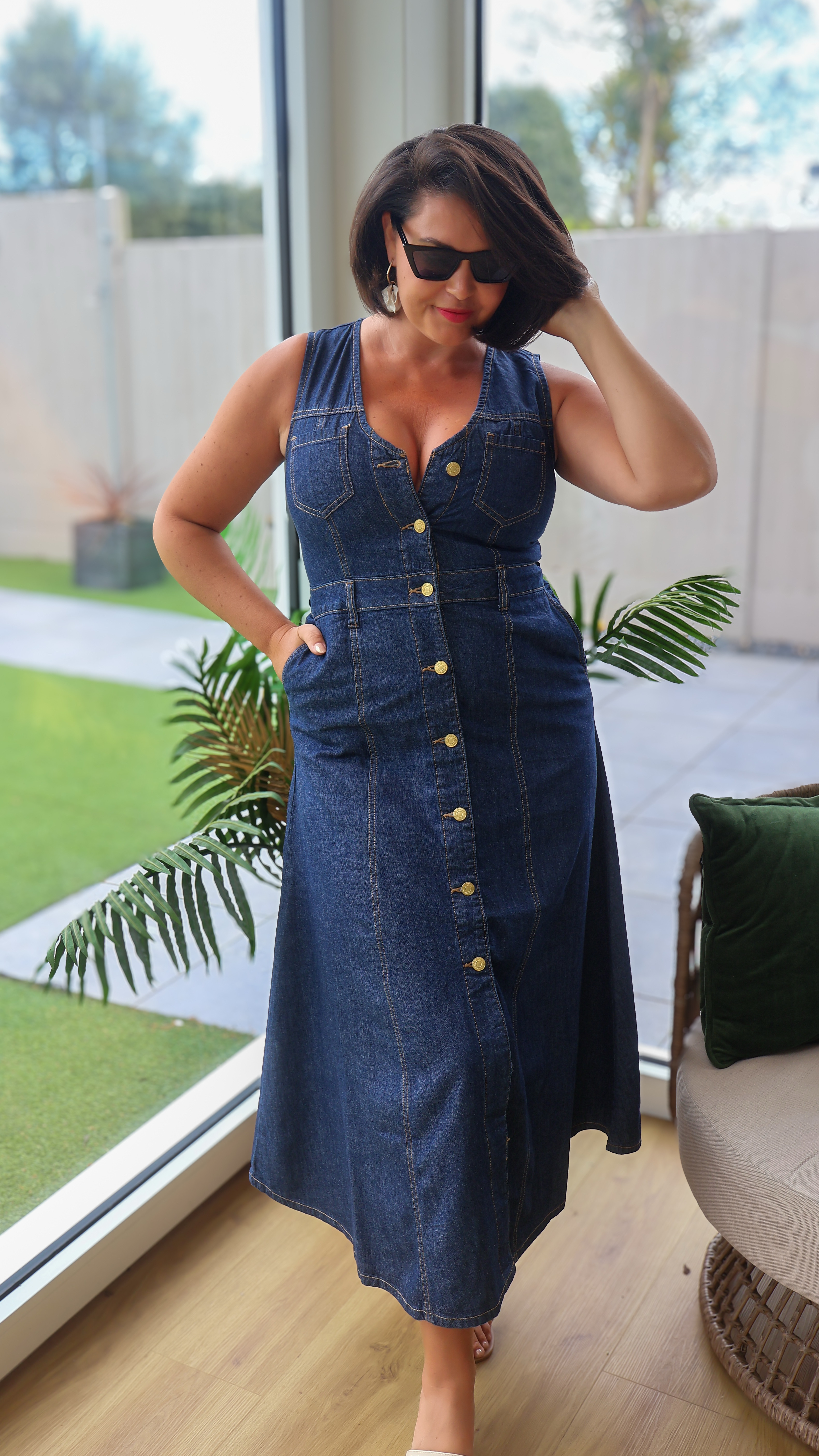 Finding all the best denim dresses for us midsize girls so you don’t have to! 

Love these one from new look.  Yes it was a bit tight in the bust, I could do it up but the girls looked a bit squashed, but I quite like it with the top button undone anyway. 

#LTKmidsize #LTKspring #LTKuk
