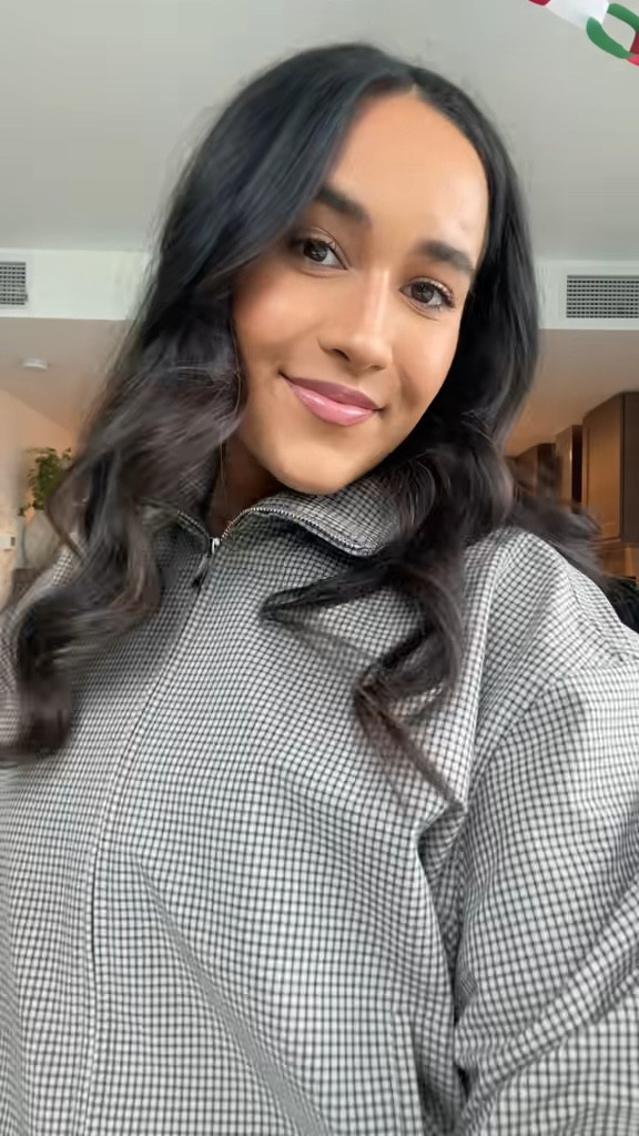 In love with this set & print 🩶 Size XS in the jacket, Size M in the pants, Size 8 in the skirt 

@Aritzia #aritzia #aritziahaul #plaidset #aritziamatchingset #matchingset 

#LTKcanada #LTKwinter #LTKstyletip