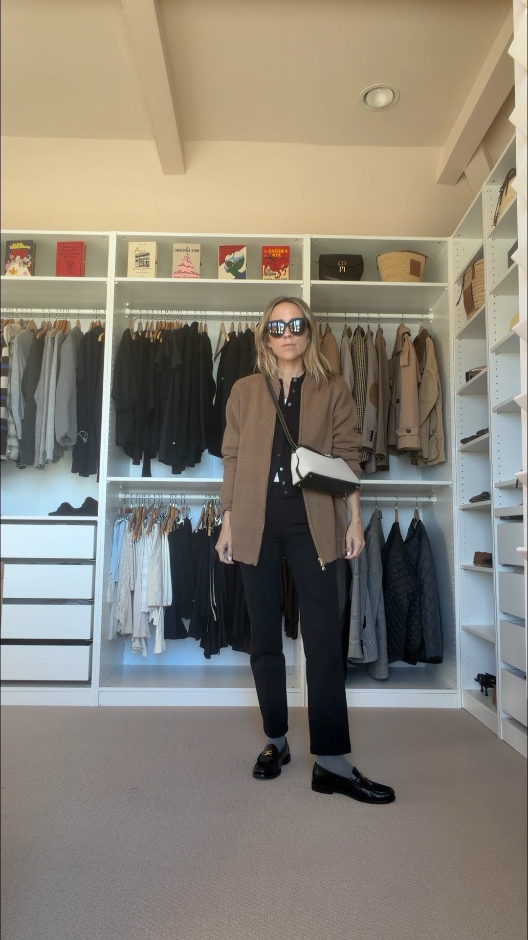 Conference babe 

#LTKOver40