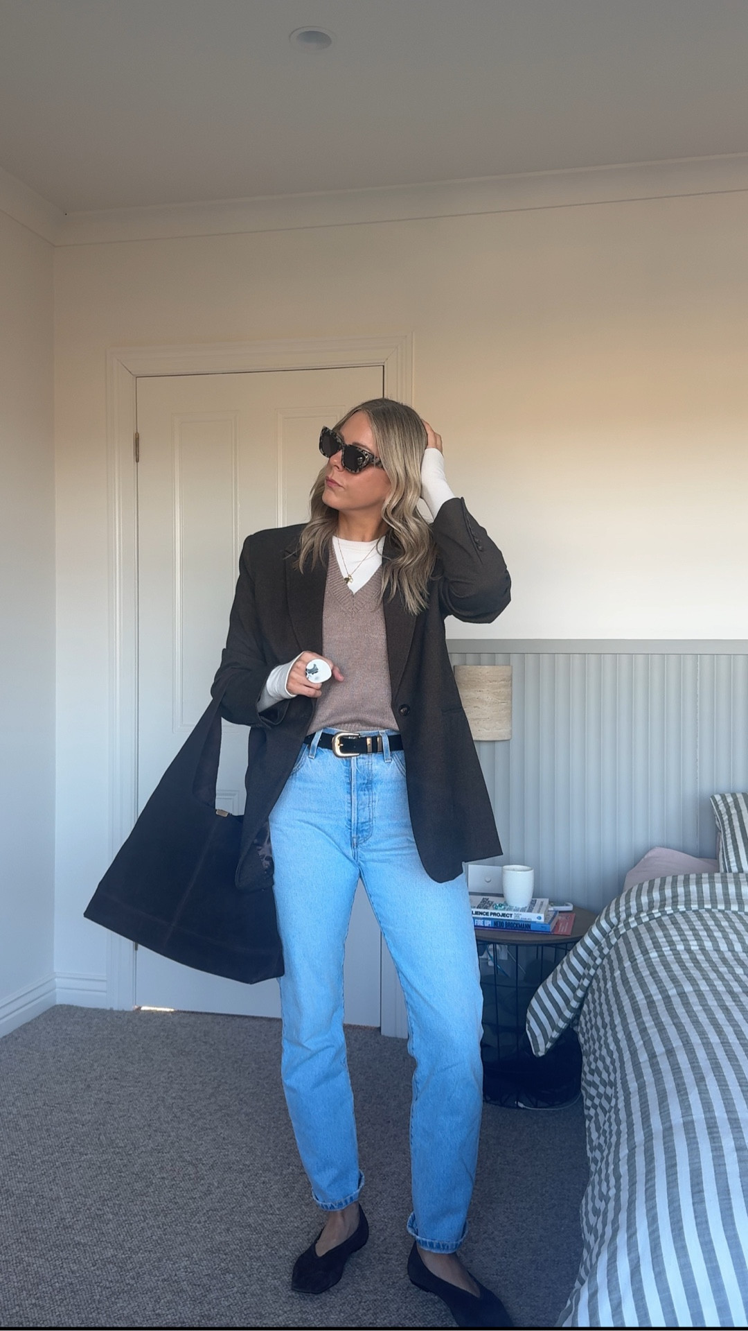 Day ✌🏼 on my favourite outfit of jeans and a blazer - can’t go wrong!

#LTKaustralia #LTKworkwear #LTKstyletip