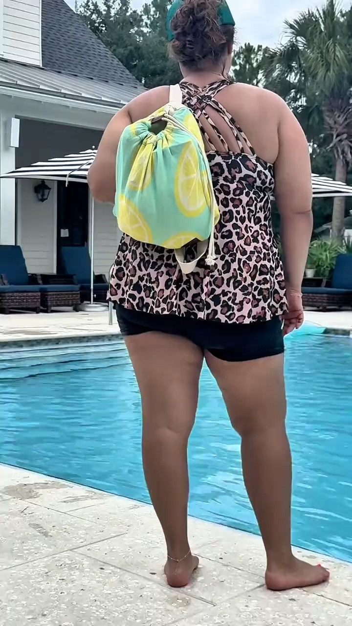 Sand Cloud  Towel Bag (Florida Keys) - 2-in-1 Convertible, Quick Dry, Sand Resistant Towel with Built-in Zipper Pocket - Lightweight for Beach, Pool, Gym & Travel - Turkish Organic Cotton 

 #LTKgrwm #LTKSwim #LTKTravel