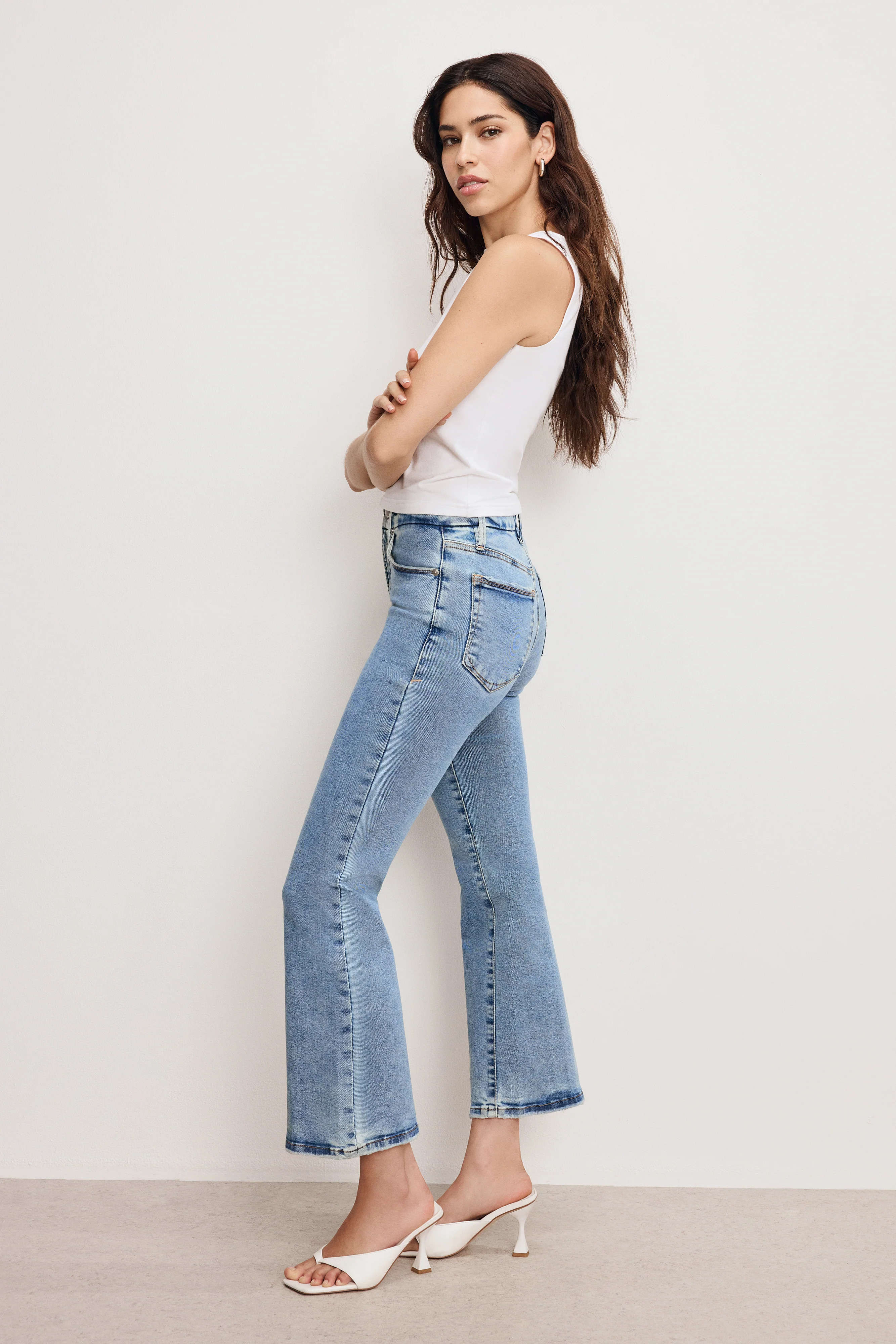GOOD LEGS CROP MINI BOOT JEANS | BLUE670 - GOOD AMERICAN | Good American