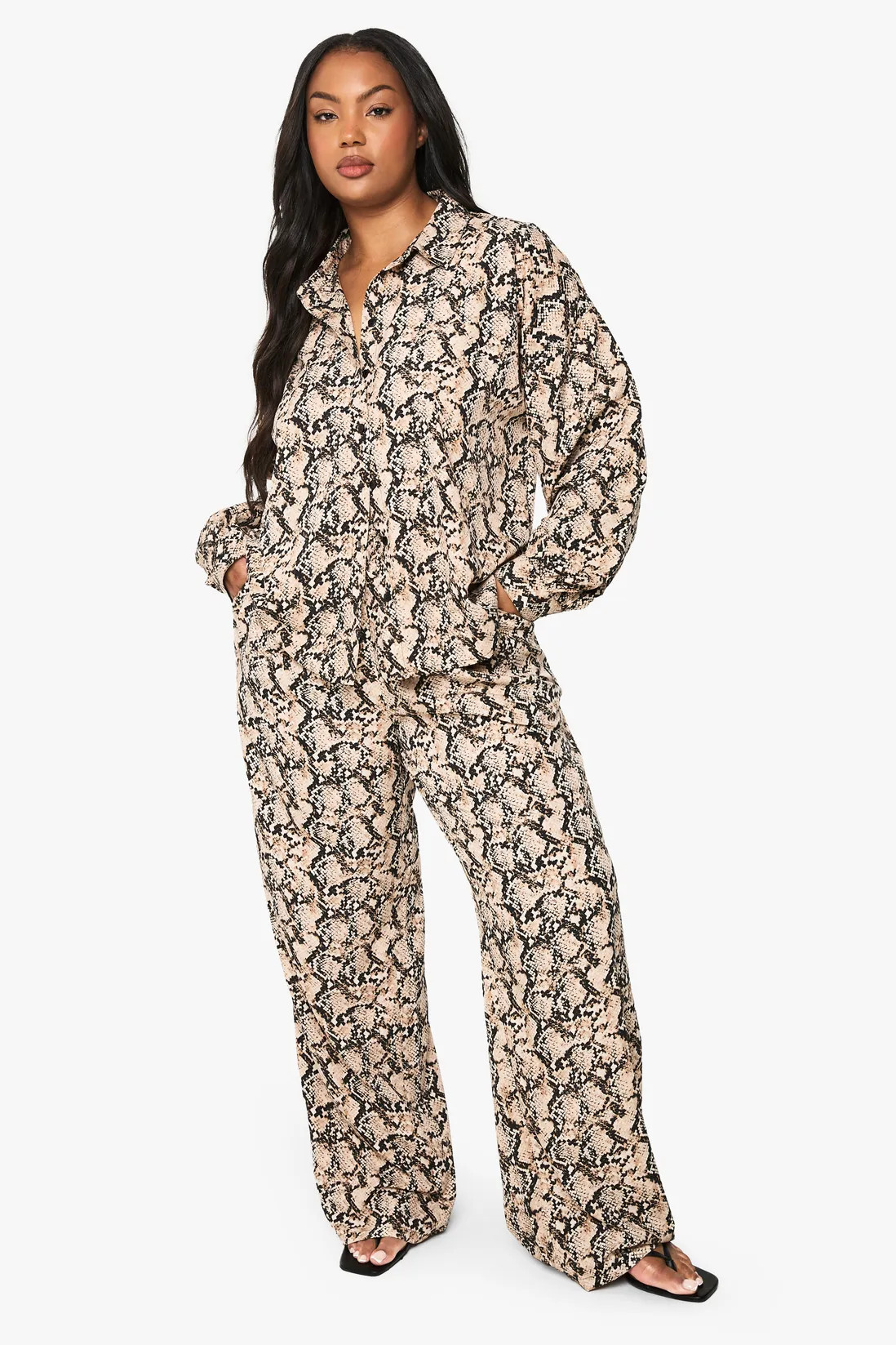 Plus Snake Print Basic Long Sleeve Shirt | boohoo (US & Canada)