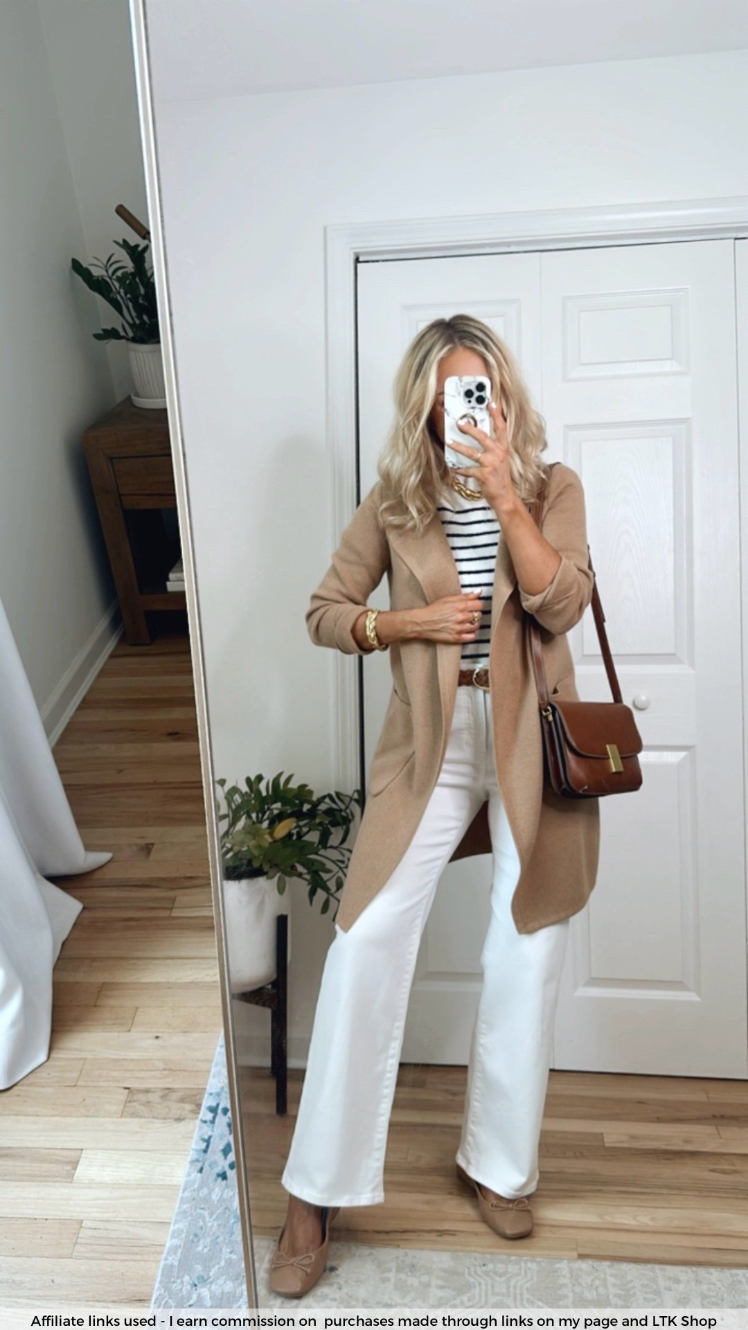 Work outfit with jeans

Capsule wardrobe
