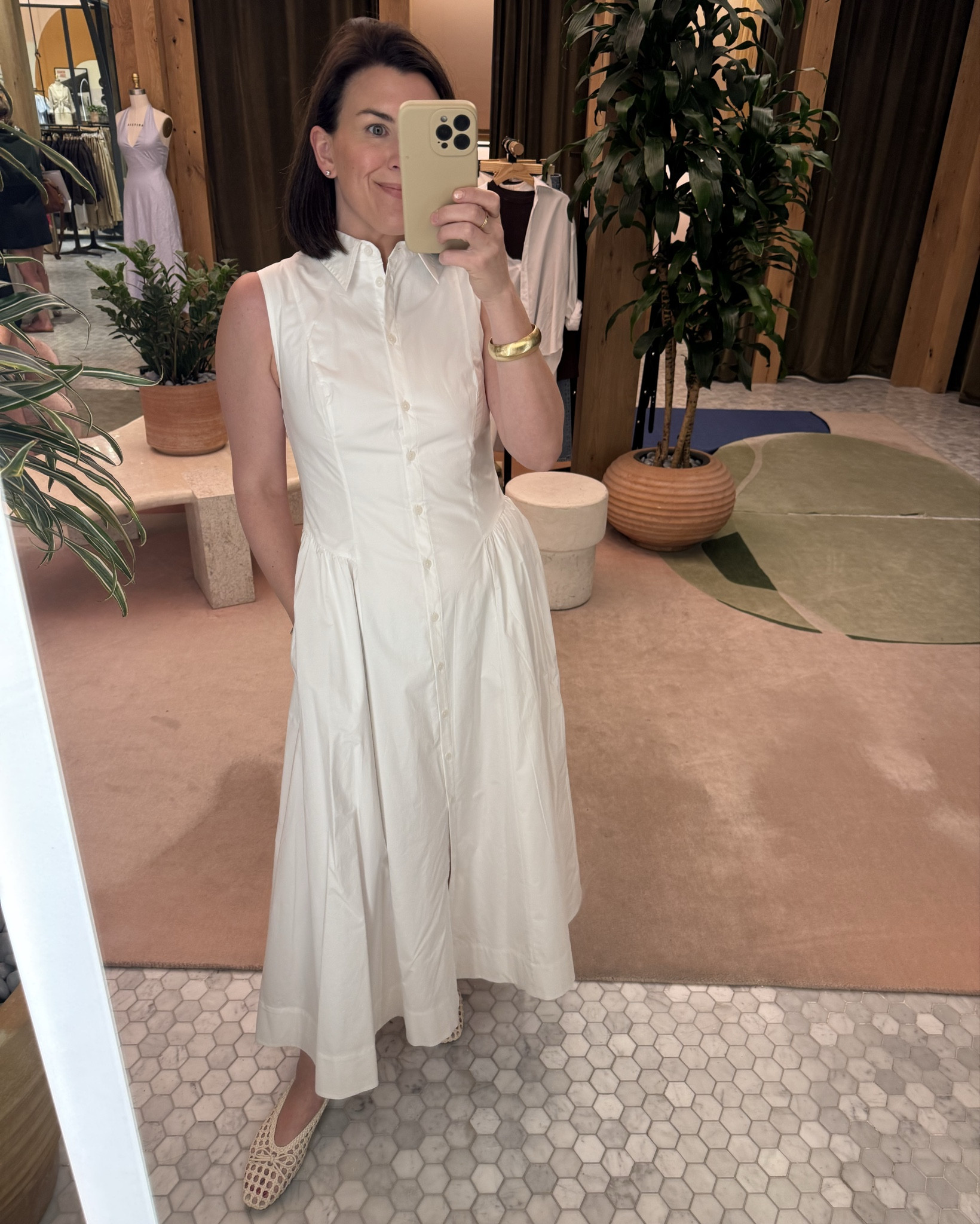 Client research & try on at Aritzia. It’s all SO good. I tend to size up one size in most of their pieces. For reference: I’m 5’4 and wear a size 6. Wearing an 8 or medium in all Aritzia. 

#LTKdayinmylife #LTKWorkwear #LTKootd