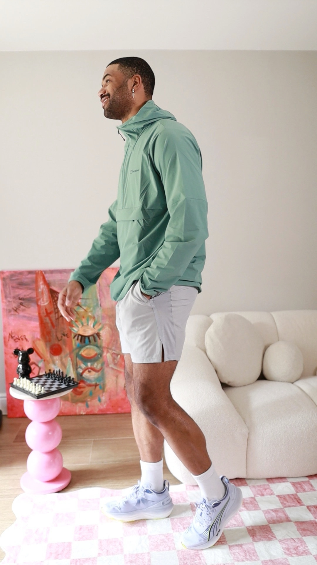 Running always sounds like a great idea… until it’s time to actually do it. But when the fit’s right, there’s no excuses. Shop the full look @marksandspencer 🏃🏾‍♂️💨 @marksandspencerstyle 

#thesportsedit #MSSportsEdit #MakeYourMove #PumaRunning #UnderArmourFit #NoExcuses