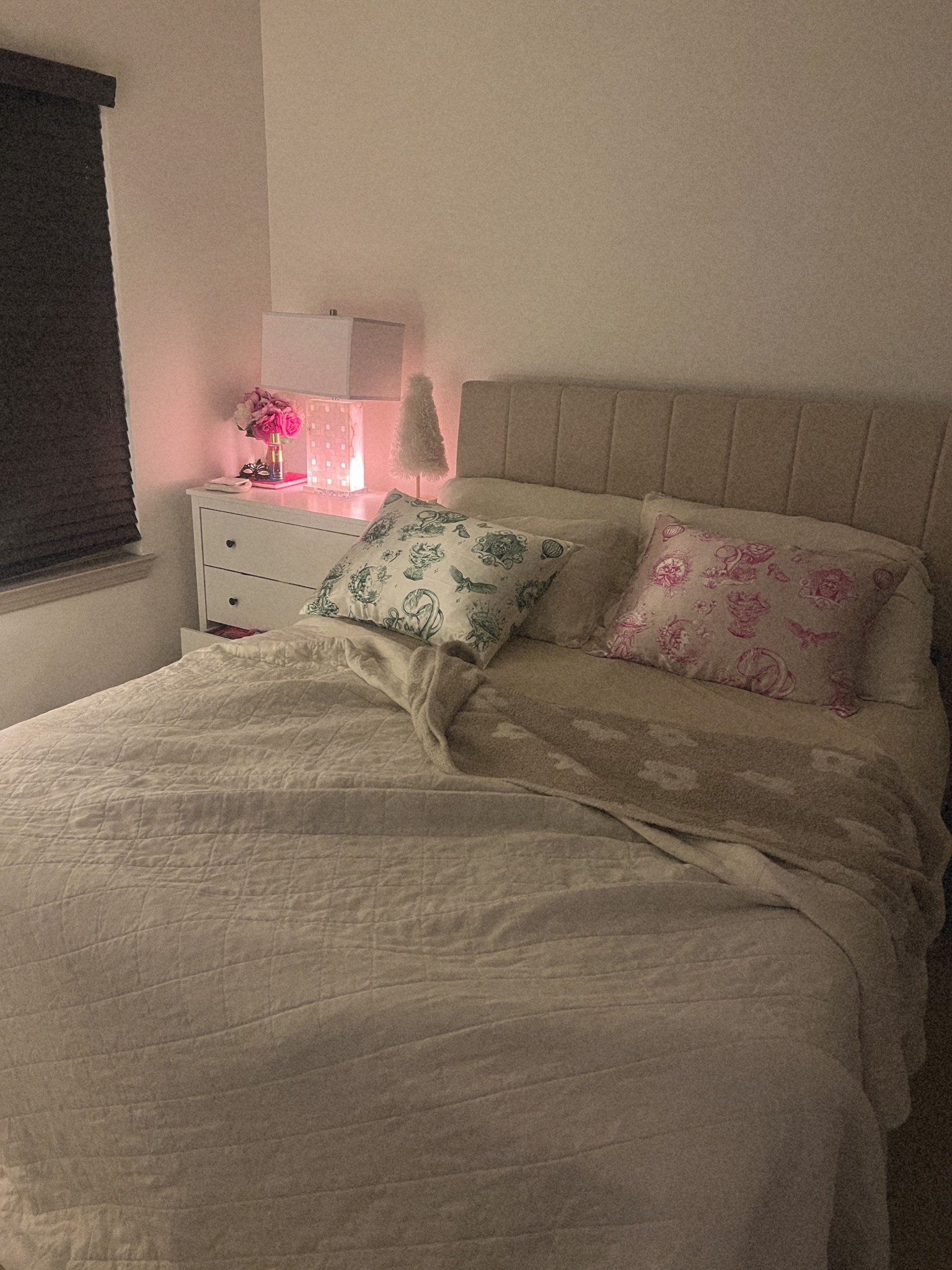 cozy bedding refresh 🤍

#LTKselfcare #LTKHome #LTKdayinmylife