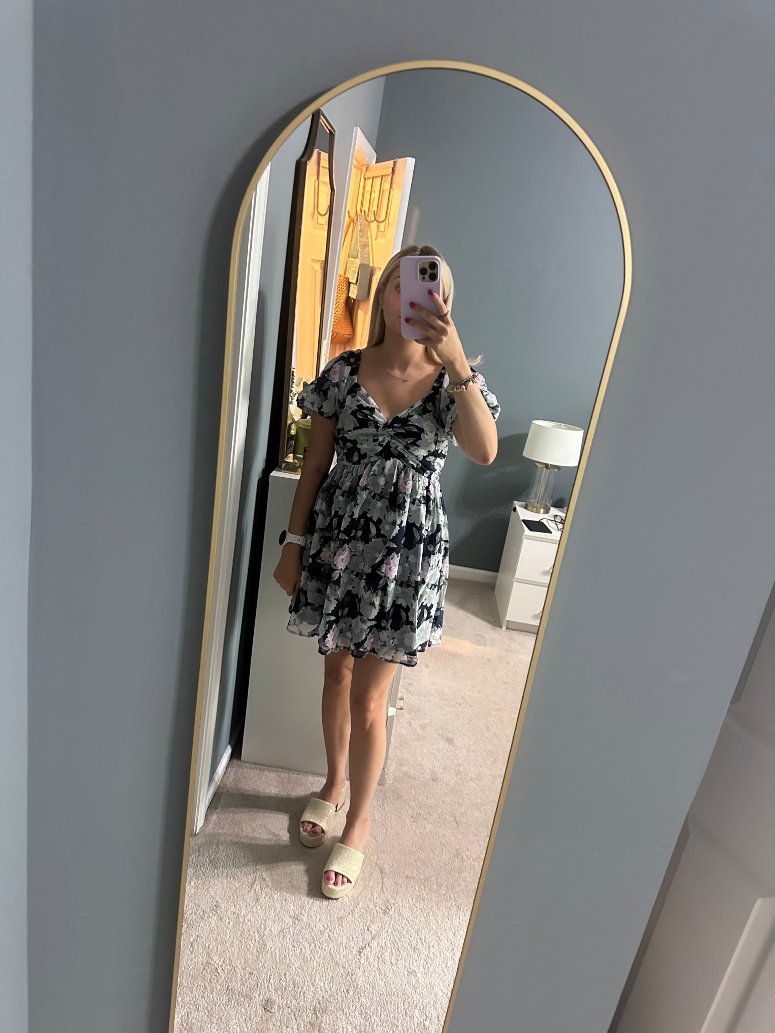 One of my favorite A-line, mini dresses! I love it so much, I got it in 2 colors! #dresses #aline 