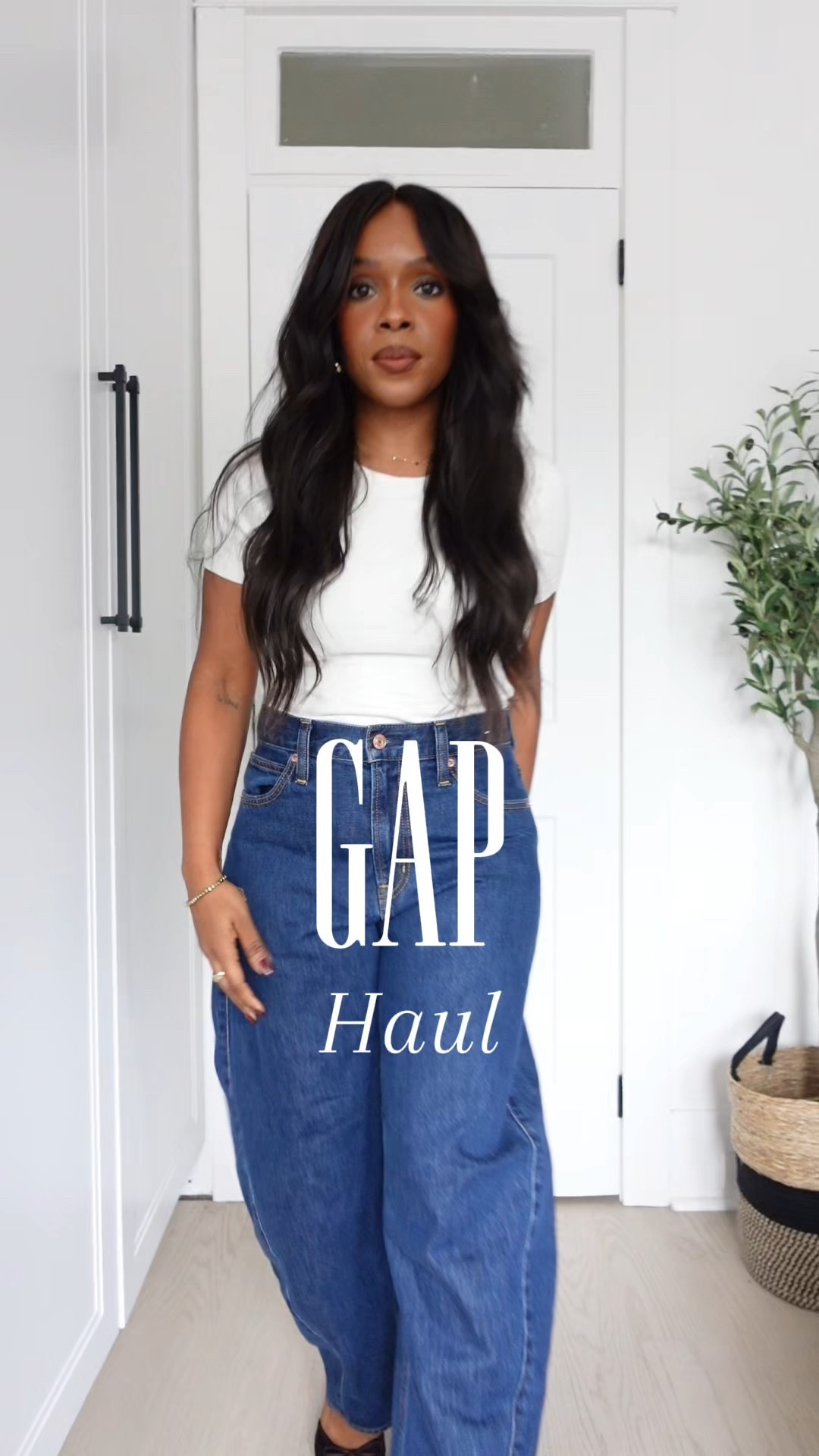 @Gap is having a major sale and it’s time to get your essentials! 40% off your order until 10/23! I love the cashsoft line so I had to get some cardigans, camis and tees! It’s an add to cart kind of day! #howyouweargap #gapCApartner 

#LTKStyleTip #LTKSaleAlert #LTKFindsUnder100