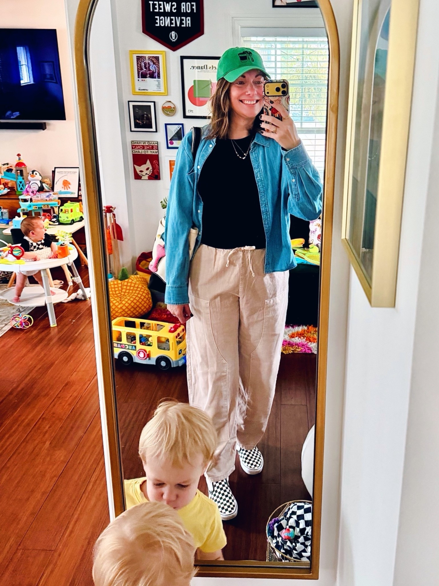 #MomFit for the aquarium!

#LTKootd #LTKmomlife #LTKOver40