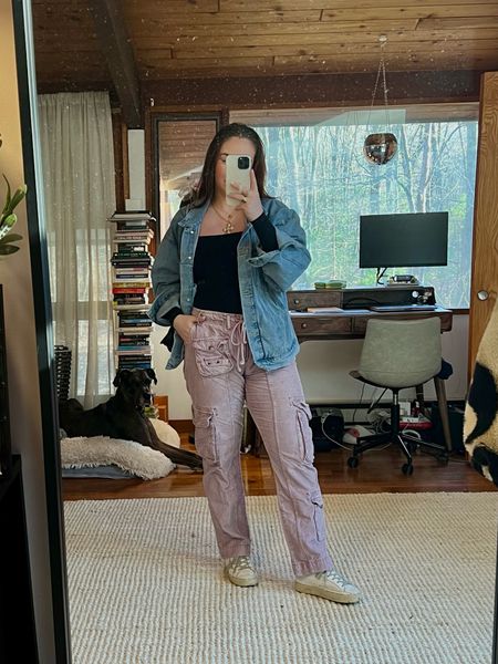 Ignore my dusty mirror thx!!

Wearing a size medium in this oversized jean jacket. It’s not crunchy or stiff and perfectly oversized. In a size medium/large for top and size medium in free people pants 

Errands outfit, oversized jean jacket, easy outfit 

#LTKstyletip