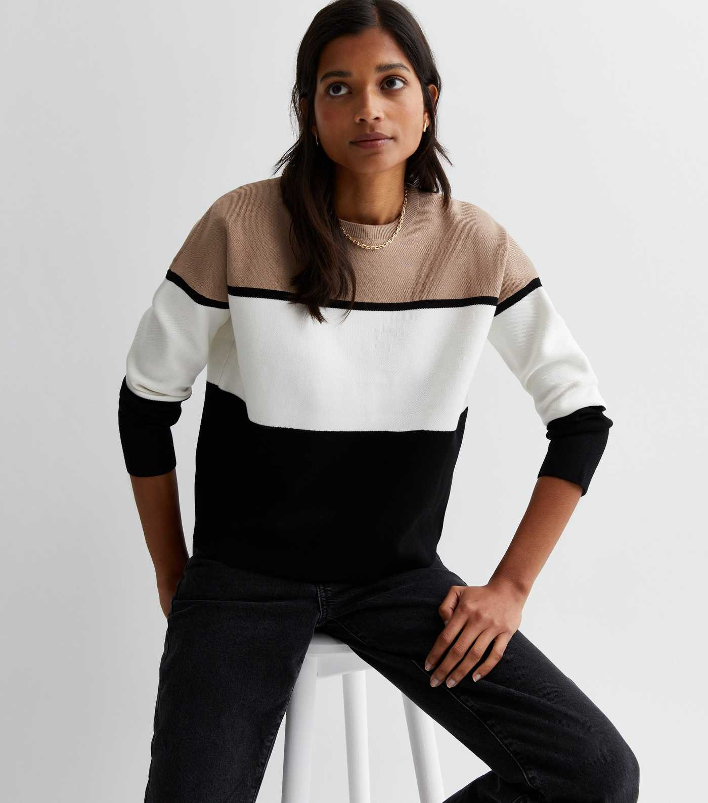 Brown Colour Block Knit Jumper 
						
						Add to Saved Items
						Remove from Saved Items | New Look (UK)
