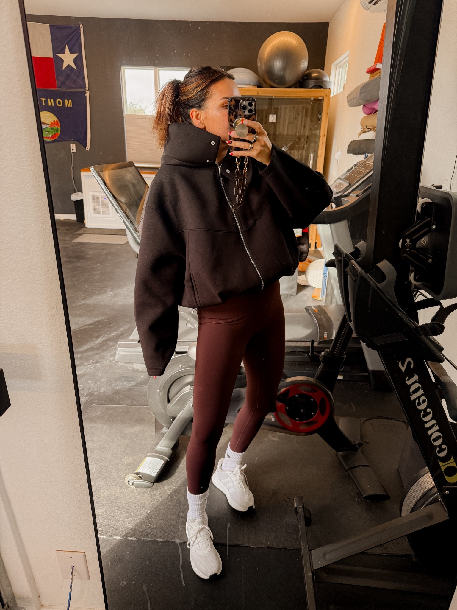 Cutest backer ever. I cannot believe this is Walmart!!!
Jacket: XL (could have done a large)
Leggings: Large 12/10 I love them!


#LTKFindsUnder50 #LTKfitnessgoals #LTKmomlife