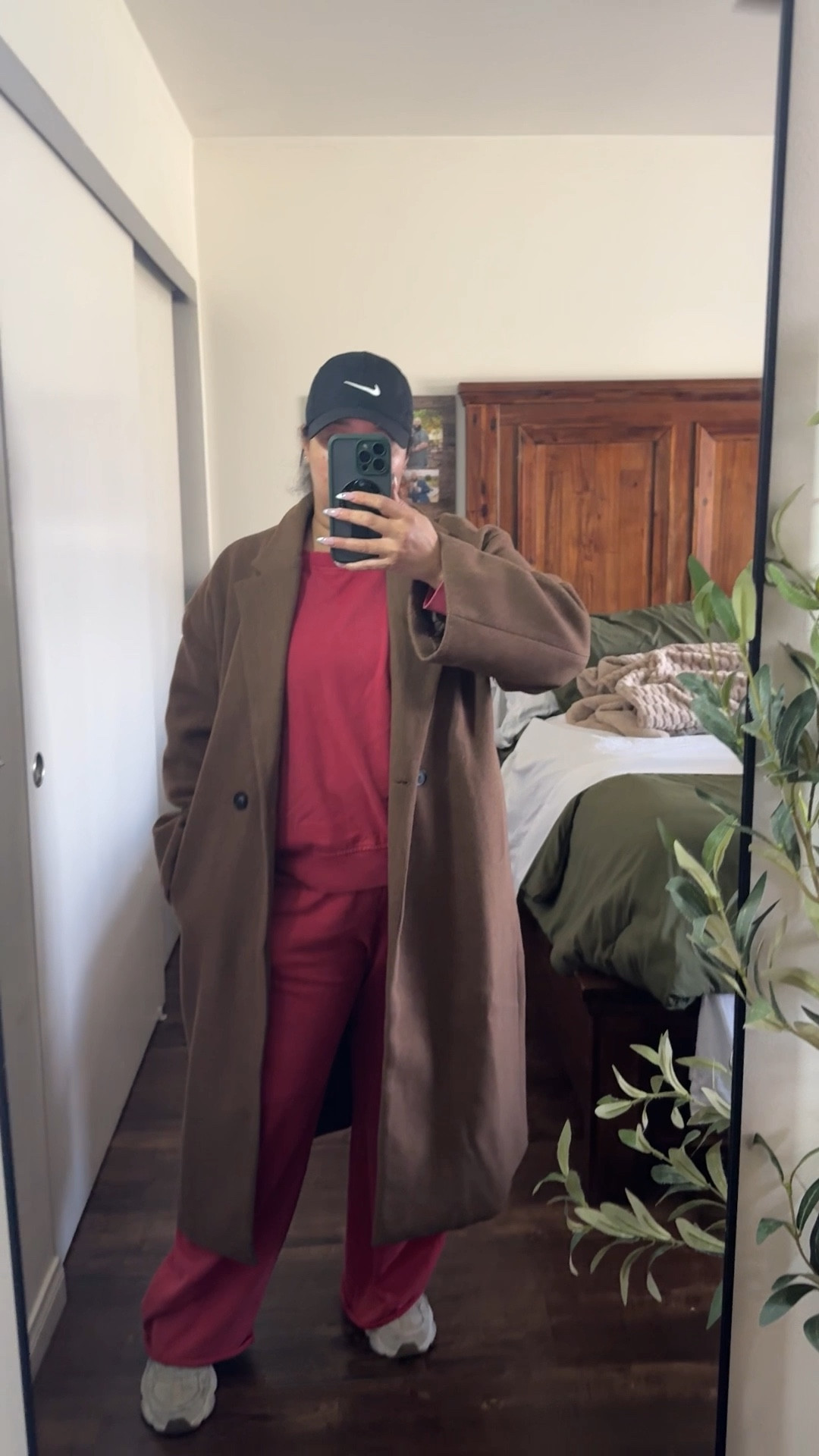 What I wore for morning school drop offs as a wfh mom. This matching set from gap is SO comfortable and the quality is so good. I need it in every color.

Trench coat - large / runs big / oversized fit/ super comfortable 
Matching set - XL/ runs big / I wanted a looser fit, has pockets , elastic waistband 
Sneakers - 8.5 / tts / super comfortable Matching set


WFH outfit 
School drop off outfit 
Mom outfit 
Midsize outfit 
Casual outfit 
Matching set 
Travel outfit 
Errands outfit 

#LTKmomlife #LTKMidsize #LTKootd