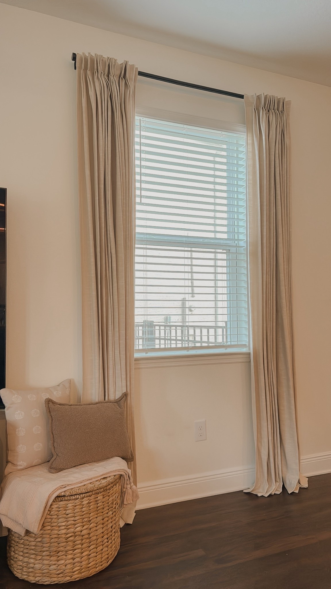 These Two Pages curtains are our new obsession😍 They have the prettiest curtains & we can not get over the quality👏🏻 They add the perfect cozy feel for the season 🍂 

The best news? You get 25% off when you use SIMPLYNEUTRAL on twopagescurtains.com 🤎


#LTKSeasonal #LTKHalloween #LTKHome