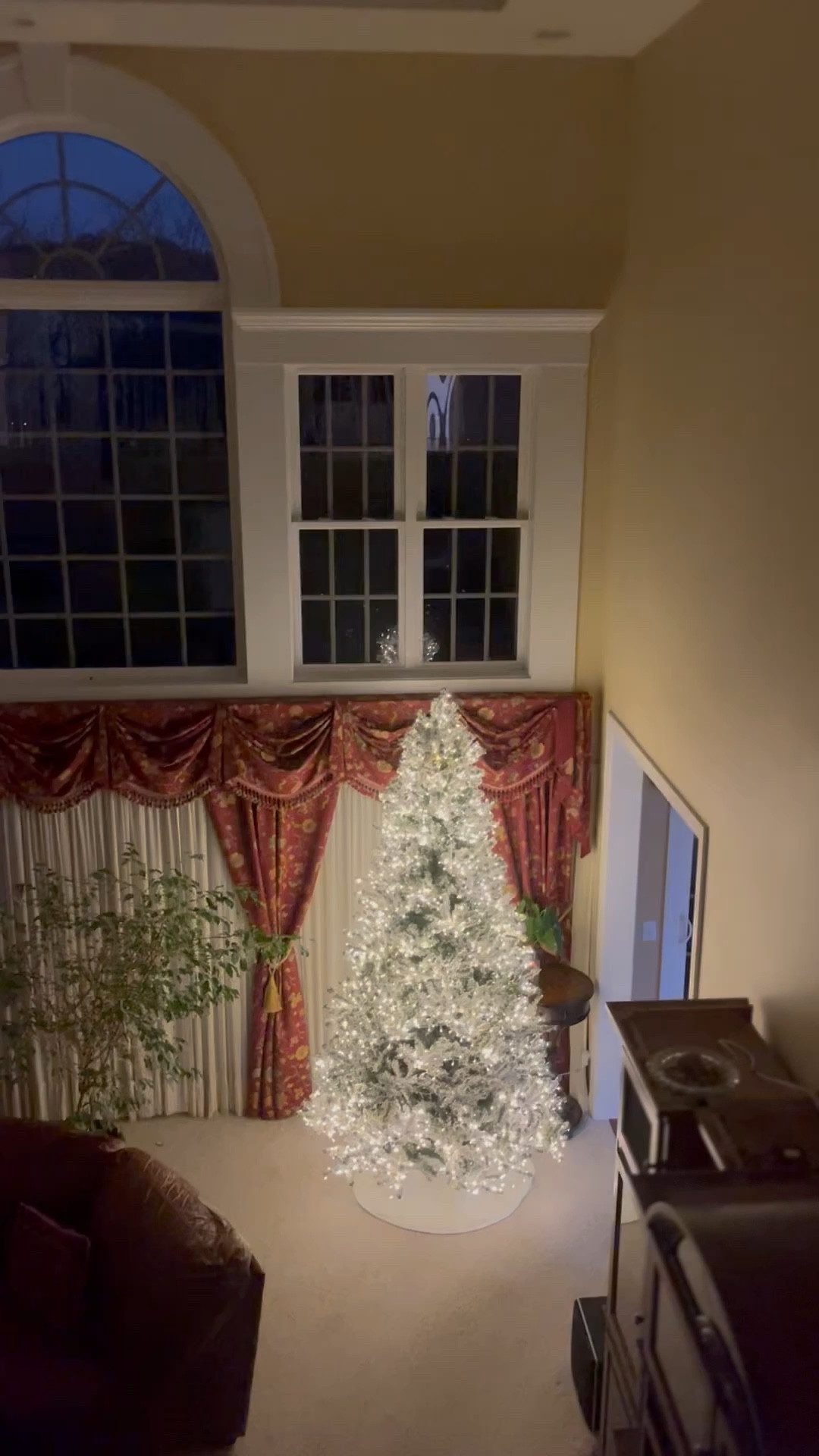 Christmas tree inspo 
Holiday home decor 

#LTKfamily #LTKhome #LTKSeasonal