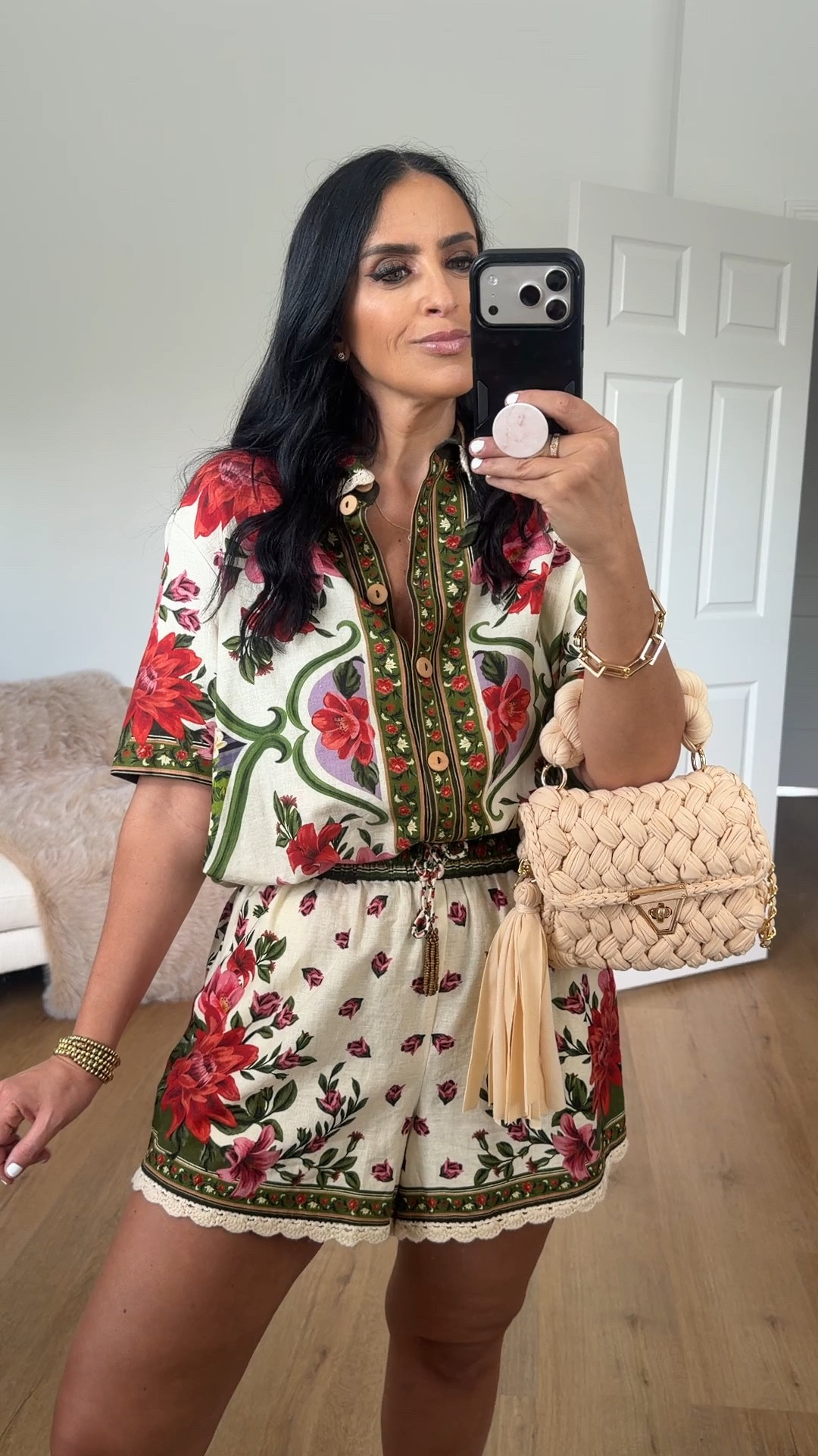 Shorts extra 40% off in cart. Now $50 originally $150

Farm Rio wonder Rio linen blend button down shirt wearing size small. Farm Rio wonder Rio linen blend drawstring shorts wearing size medium but could have went with a small 