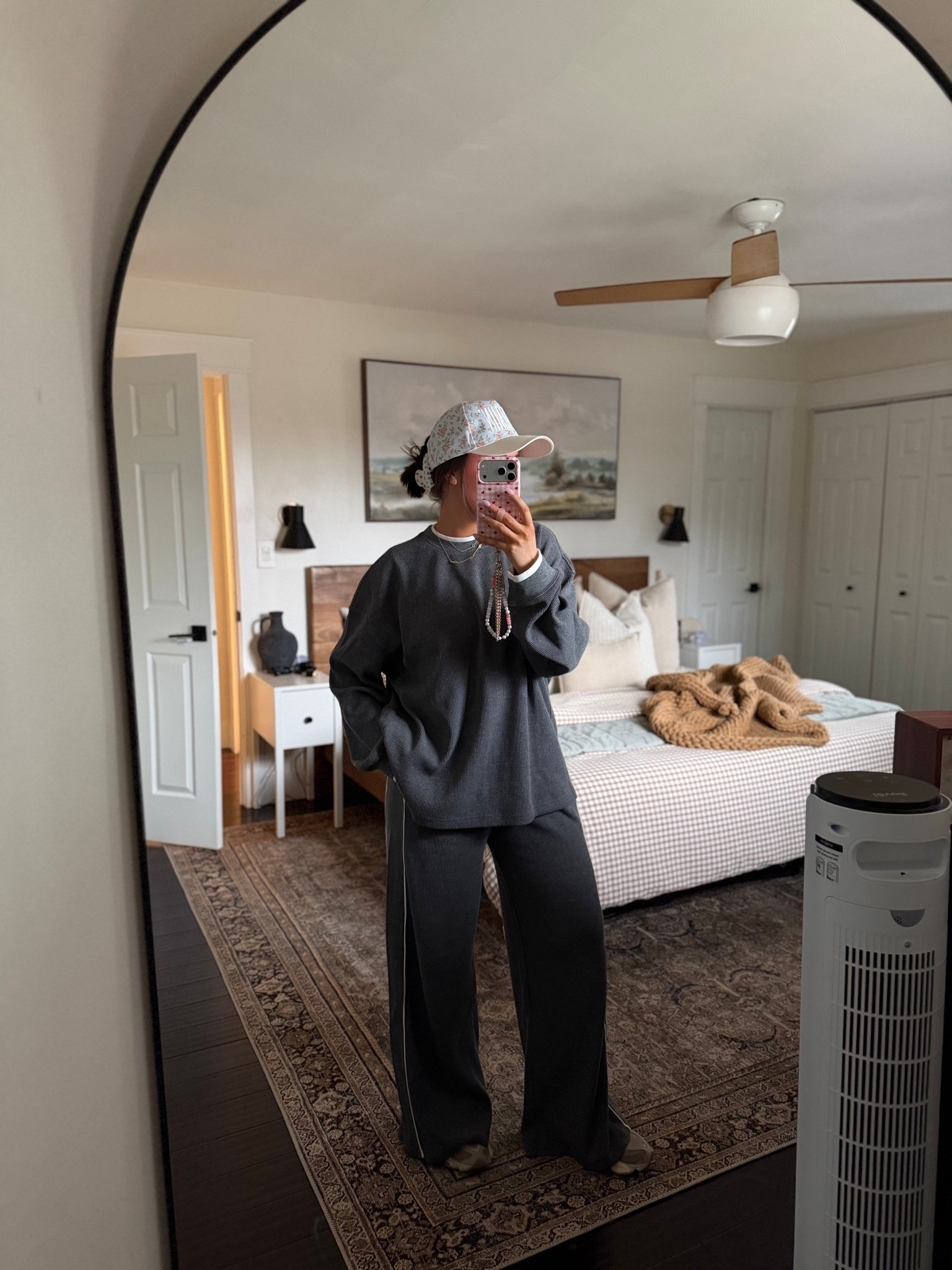 Waffle knit set by The Foxy Kind 🤍 sooo freaking comfortable! In a size M for reference. Hope they restock & come out with more color options!!! Would buy them all 

Mom life, mom ootd, winter outfits, loungewear, lounge outfits 

#LTKdayinmylife #LTKmomlife