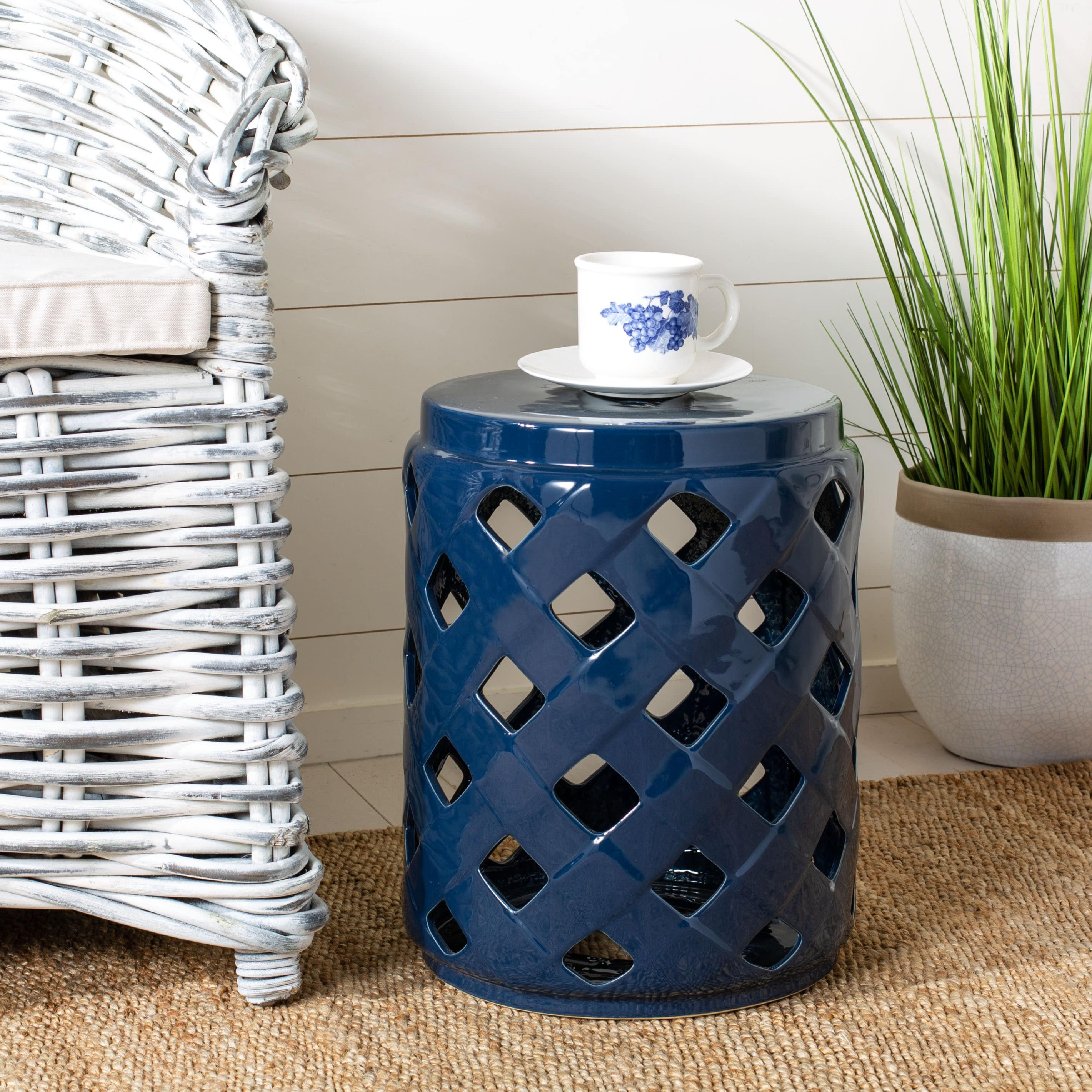 SAFAVIEH Rowena Lattice Ceramic Decorative Garden Stool - On Sale - Overstock - 40544685 | Overstock