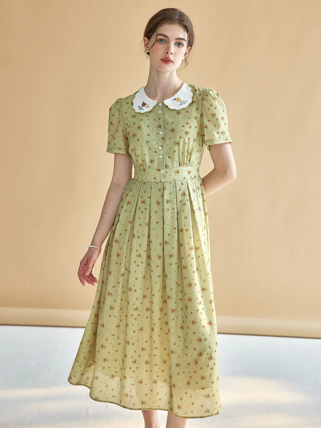 Livia Ditsy Floral Print Peter Pan Collar Puff Sleeve Dress | SimpleRetro
