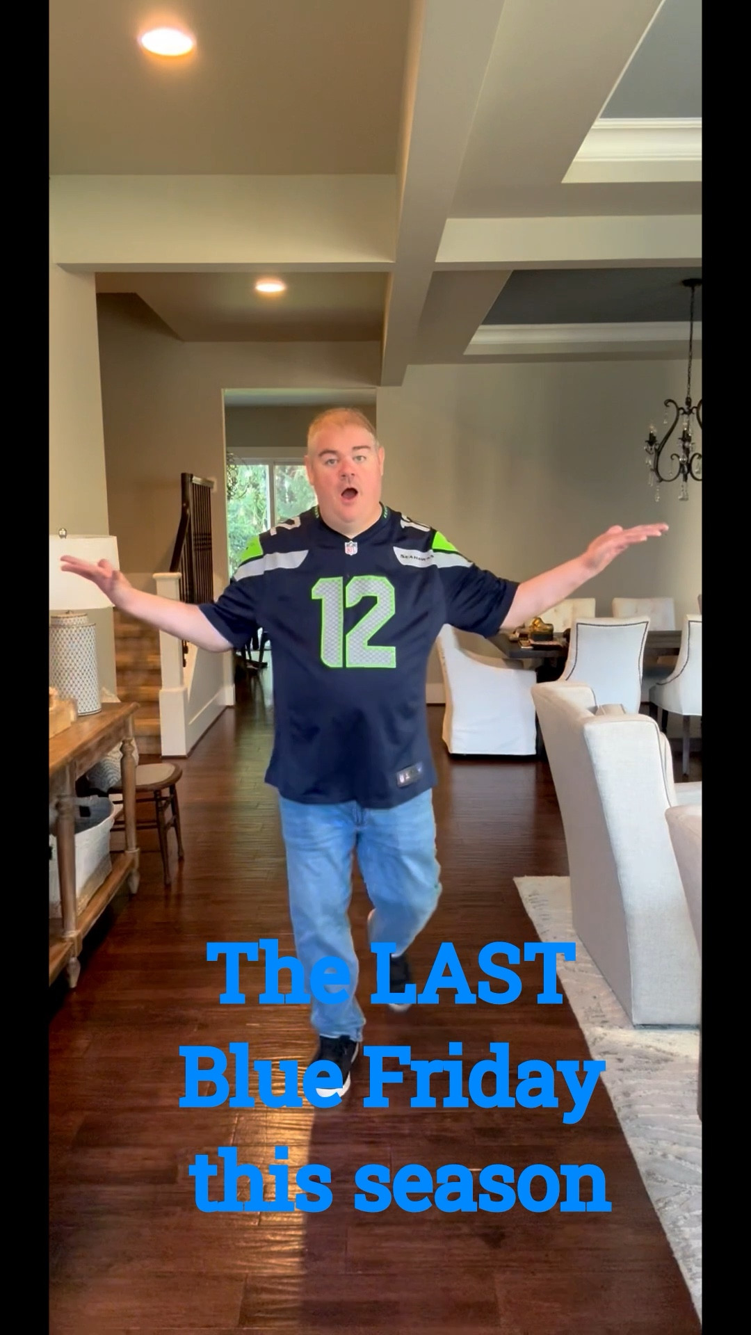 The final Blue Friday of the season! 💙💚 Repping the Hawks one last time before the big game. 🏈

Everything is linked! #LTKunder50 #LTKfit #Seahawks #BlueFriday #SuperBowlLXI #GoHawks #SeattleStyle





#LTKActive #LTKPlusSize #LTKdayinmylife