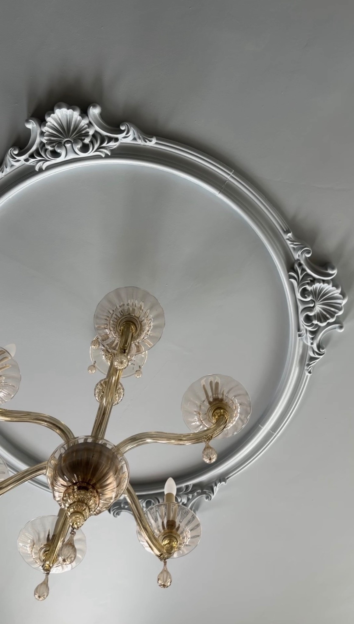 Ceiling medallions, an instant and easy upgrade to any room 

#LTKHome