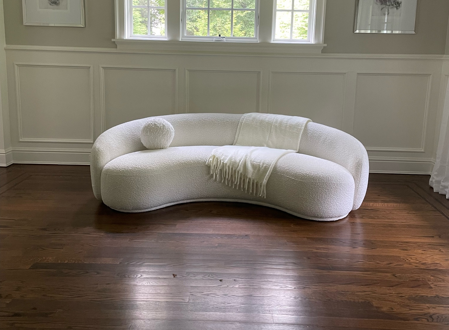My new curved sofa 🤍

#LTKsalealert #LTKhome #LTKGiftGuide