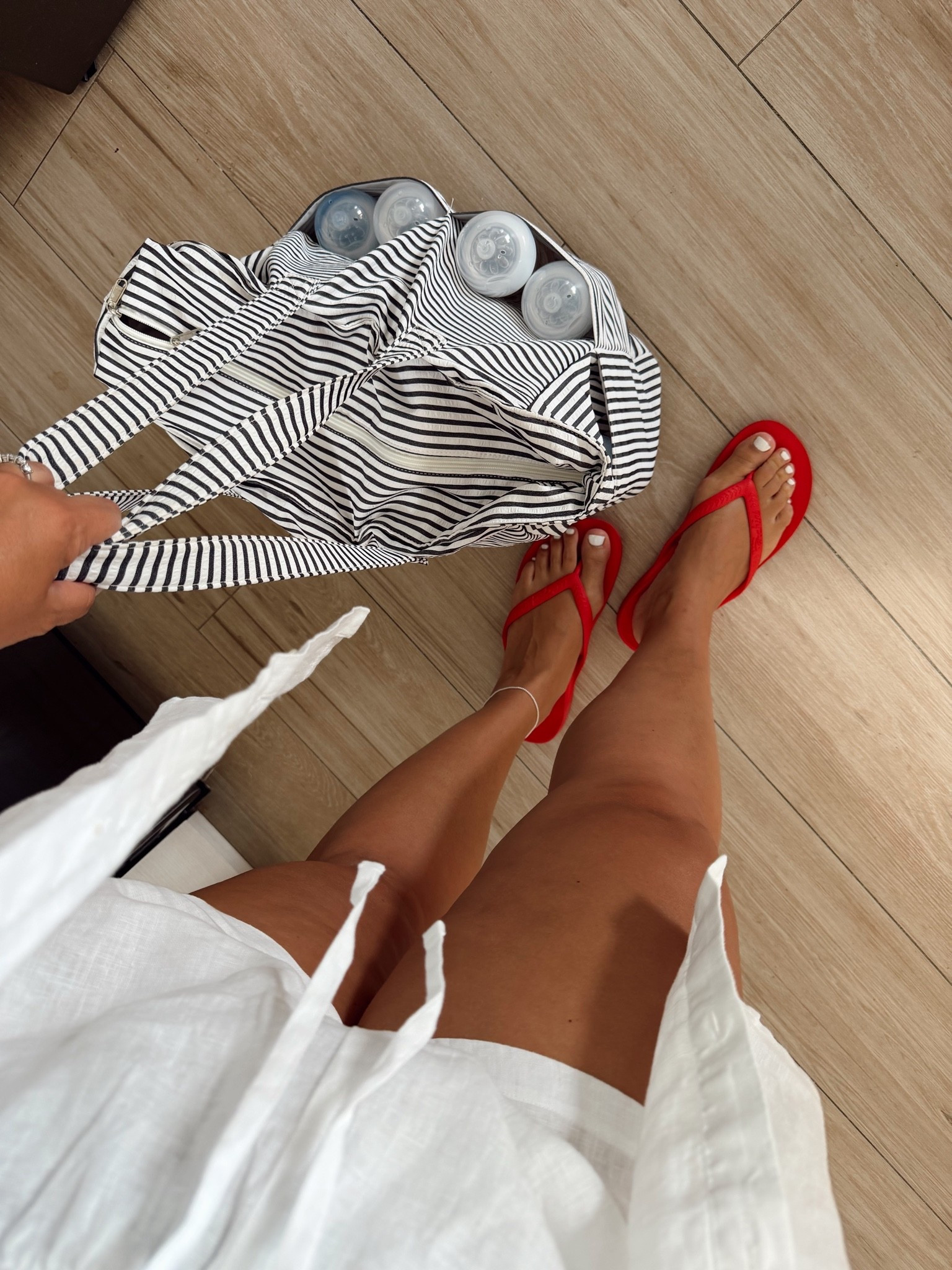 Today’s boat day look - this bag has been amazing this trip

#LTKmomlife #LTKMidsize #LTKSwim