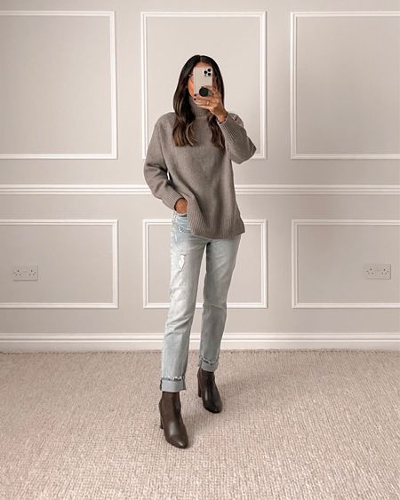Oversized polo-neck jumper in greige
Wearing size small

The jeans are old from H&M but if you search for ‘vintage jeans’ they have similar but without the turn ups. 



#LTKstyletip #LTKunder100 #LTKeurope