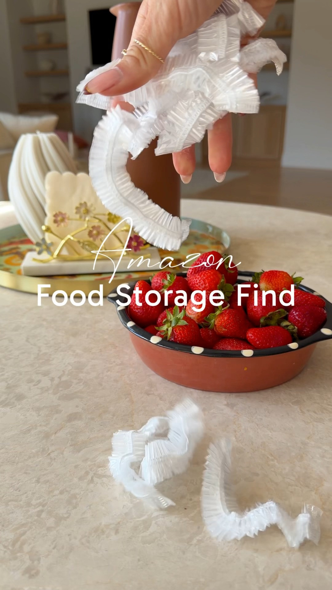 These disposable stretch food covers make storing leftovers and meal-prep dishes super easy. ✨ Just stretch one over bowls, plates, or containers for a quick, snug cover that helps keep food fresh and makes cleanup a breeze. Perfect for busy kitchens and no-fuss food storage!
 

 #LTKfoodie #LTKHome