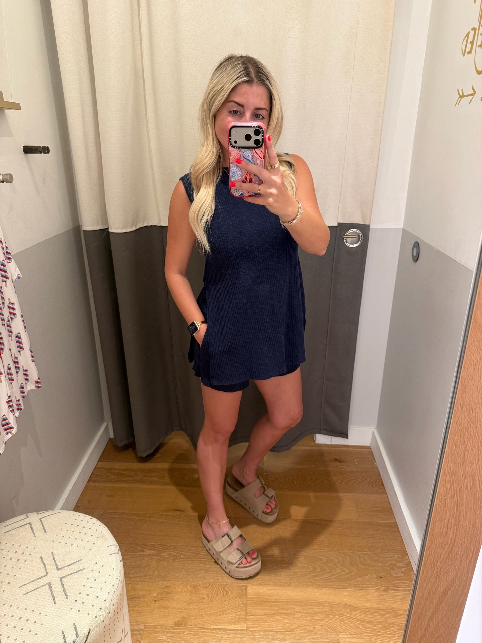 @Aerie matching set on sale
Size xs
Sandals tts

#LTKSaleAlert