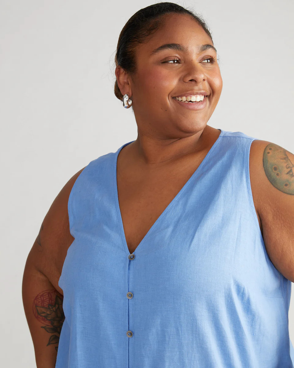 Islet Button-Down Linen Maxi DressHamptons Hydrangea | Universal Standard