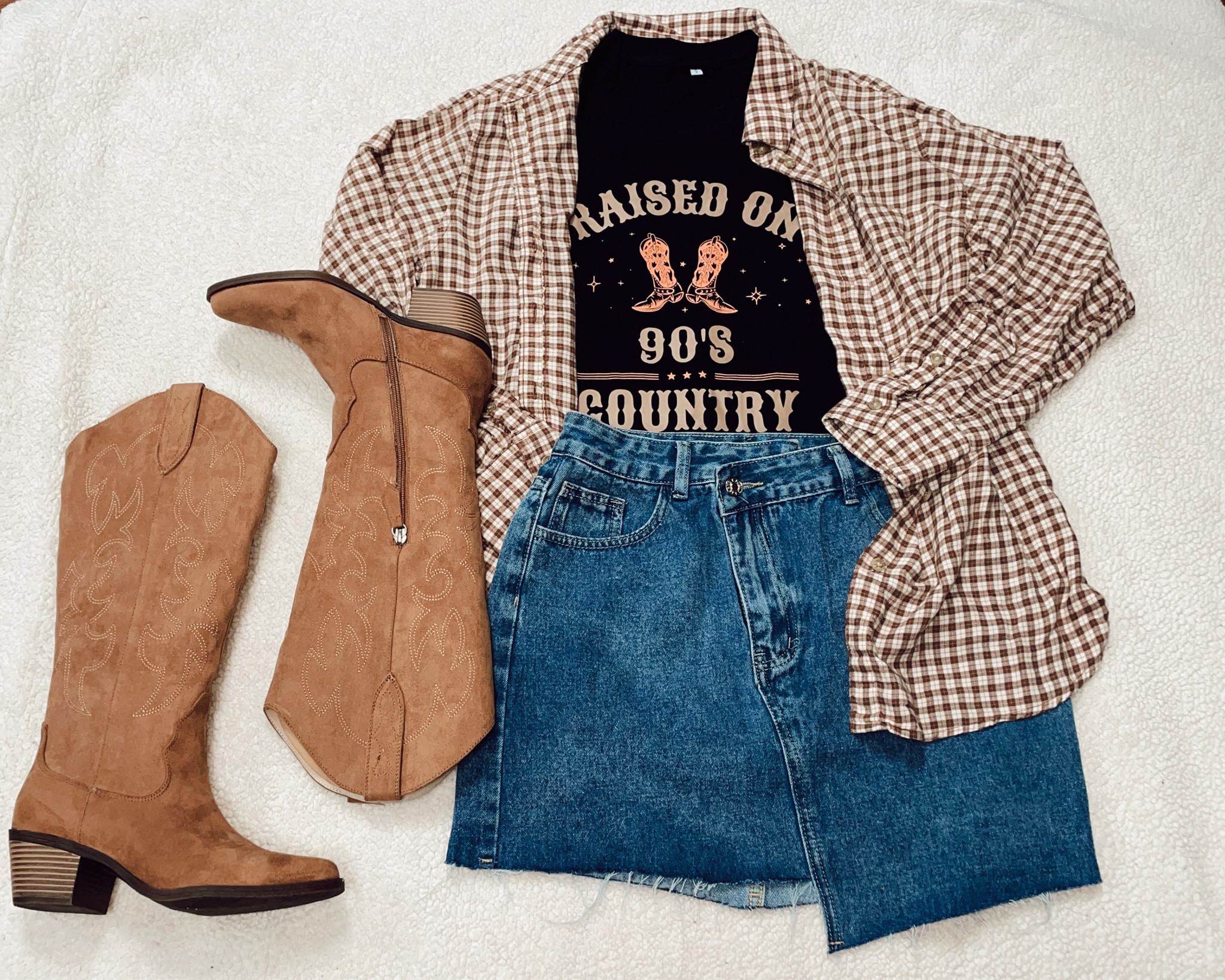 #country #countryconcert #concertoutfit #jeanskirt #boots #westernboots #amazon #nordstrom #dolcevita #nordstrom #americaneagle #plaidshirt #falloutfit

#LTKshoecrush #LTKSale #LTKSeasonal
