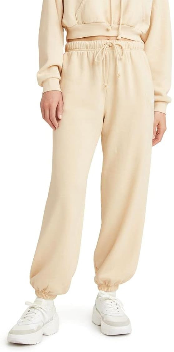 CUSHIONAIRE Women's Hippy Genuine Suede pull on platform boot +Memory Foam | Amazon (US)