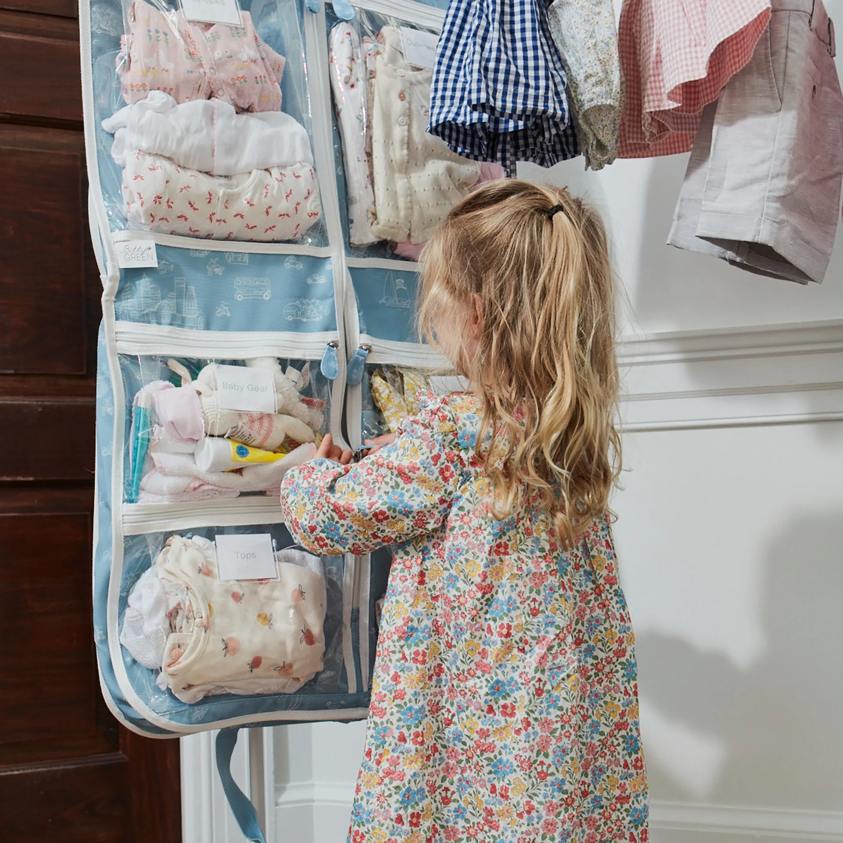 Bitty Green Bag for travel with kids | Bitty Green