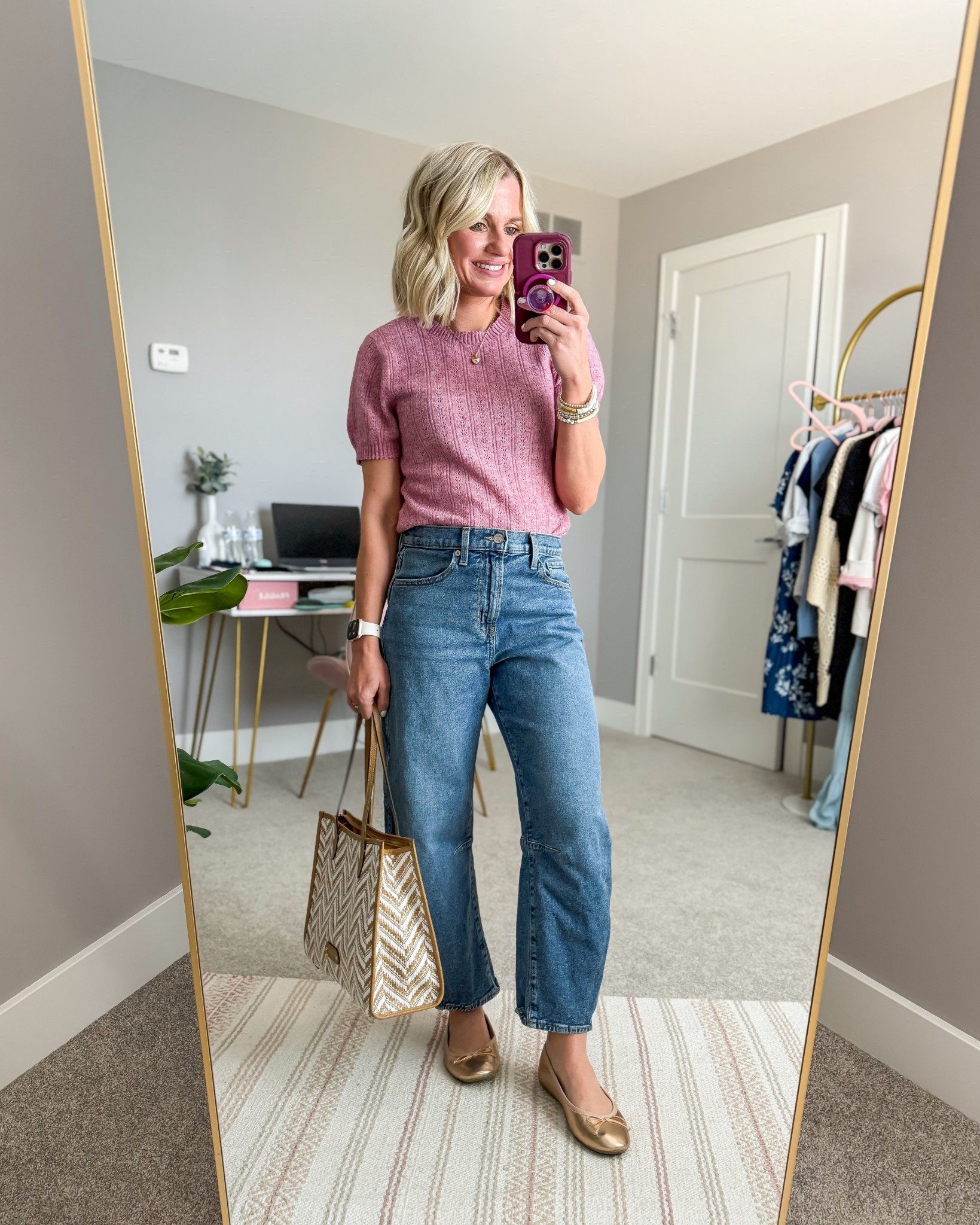 Cute casual outfit of the day! 
Top from @Target small
Jeans from Gap Factory 25/petite

#LTKootd #LTKSeasonal #LTKPetite